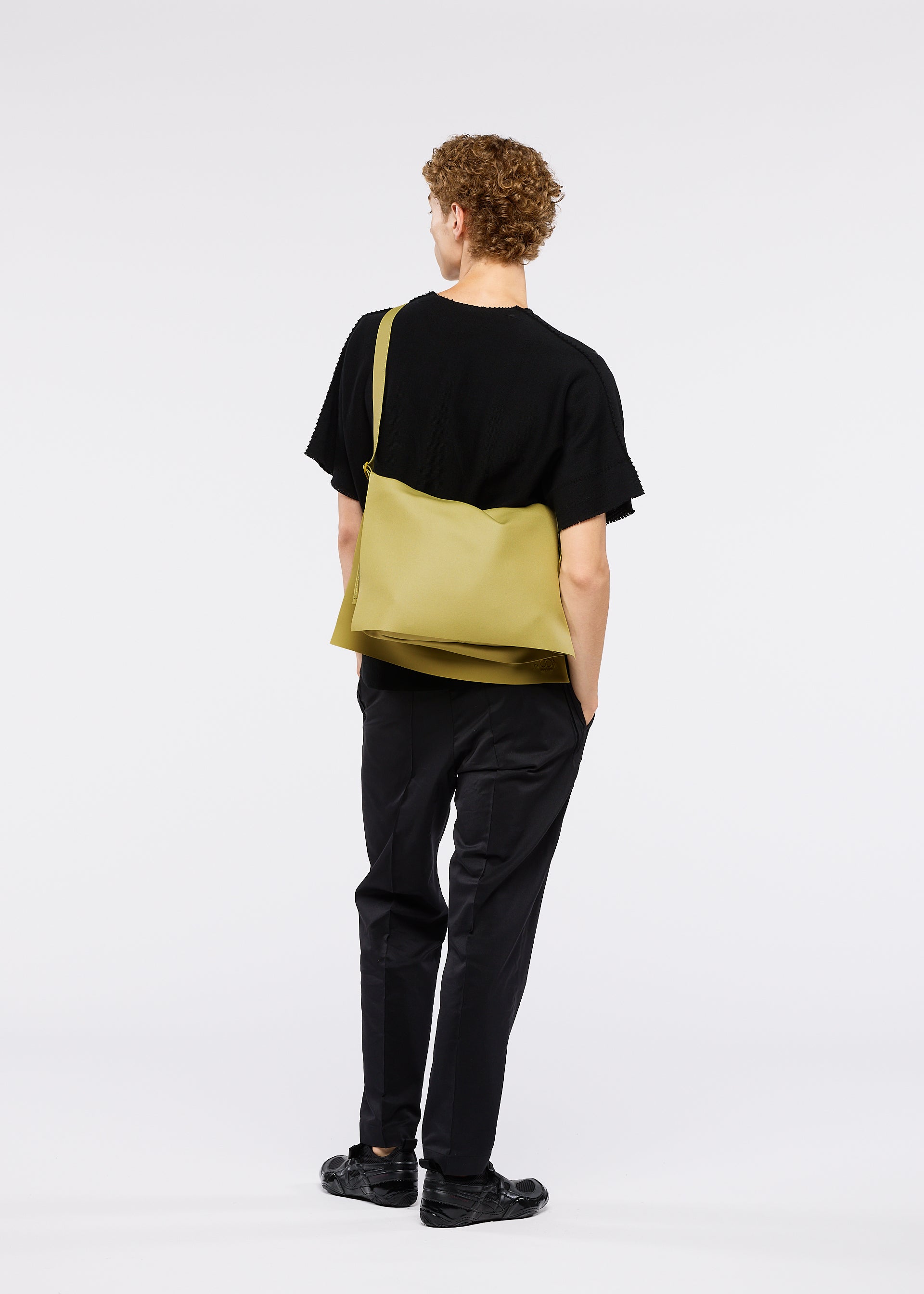 ROLL、バッグ&財布_ショルダーバッグ、着用画像2