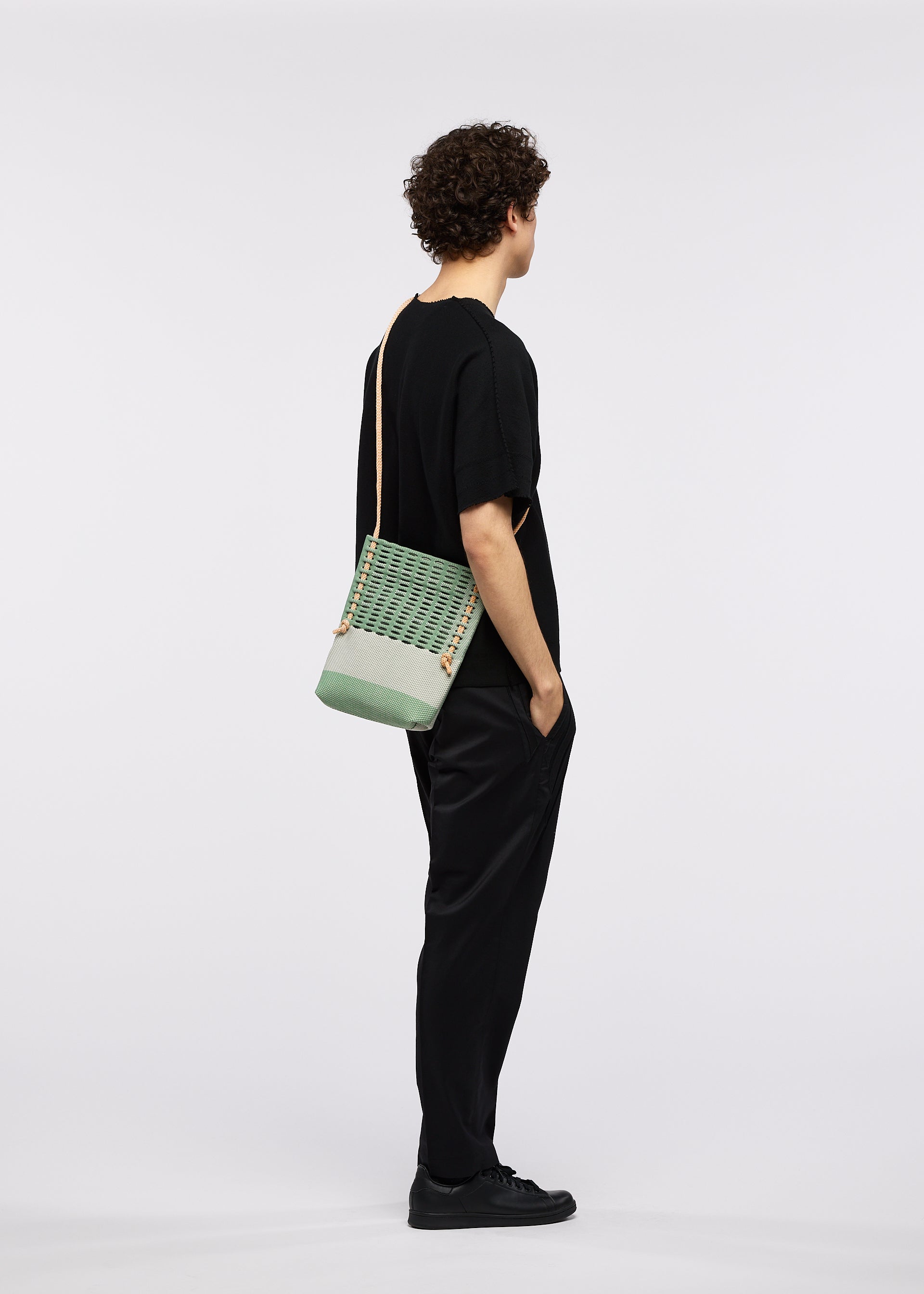MOKKO KNOT、バッグ&財布_ショルダーバッグ、着用画像3