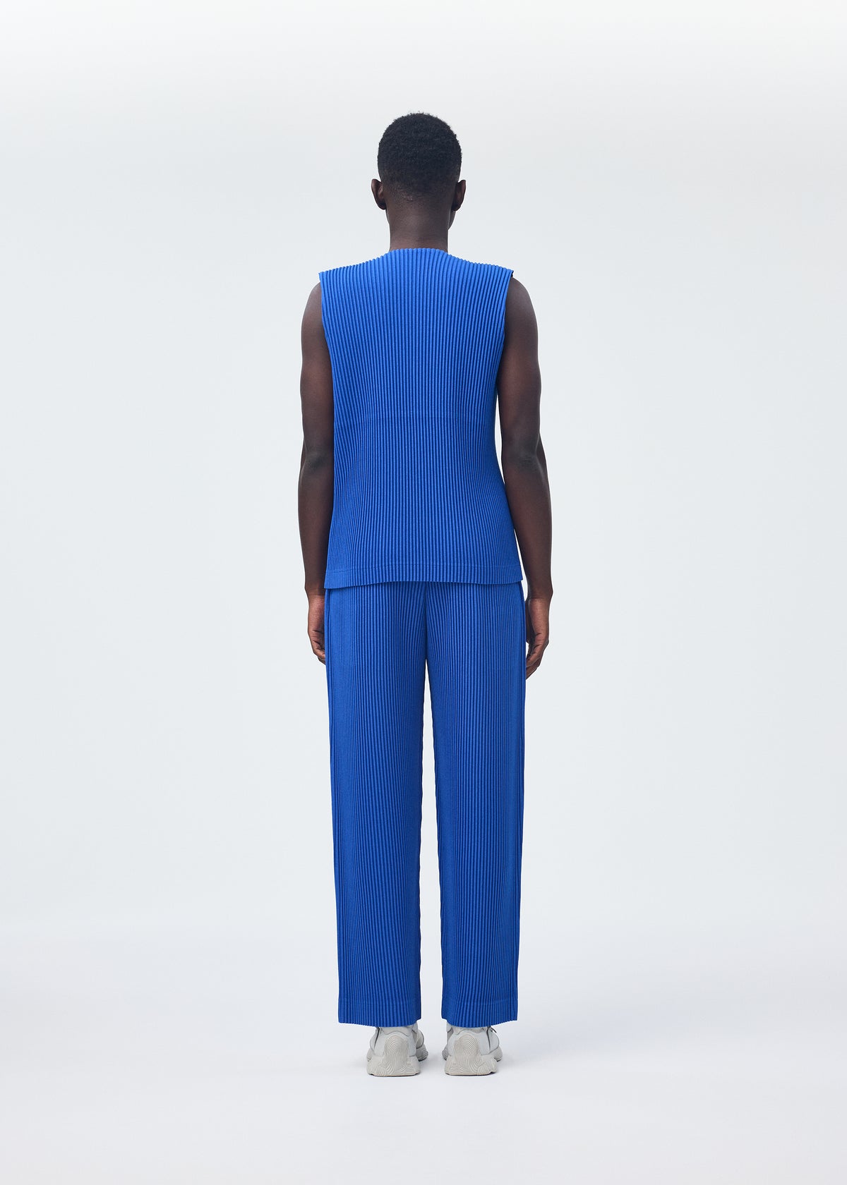 KERSEY PLEATS、メンズ_トップス_ベスト、着用画像3