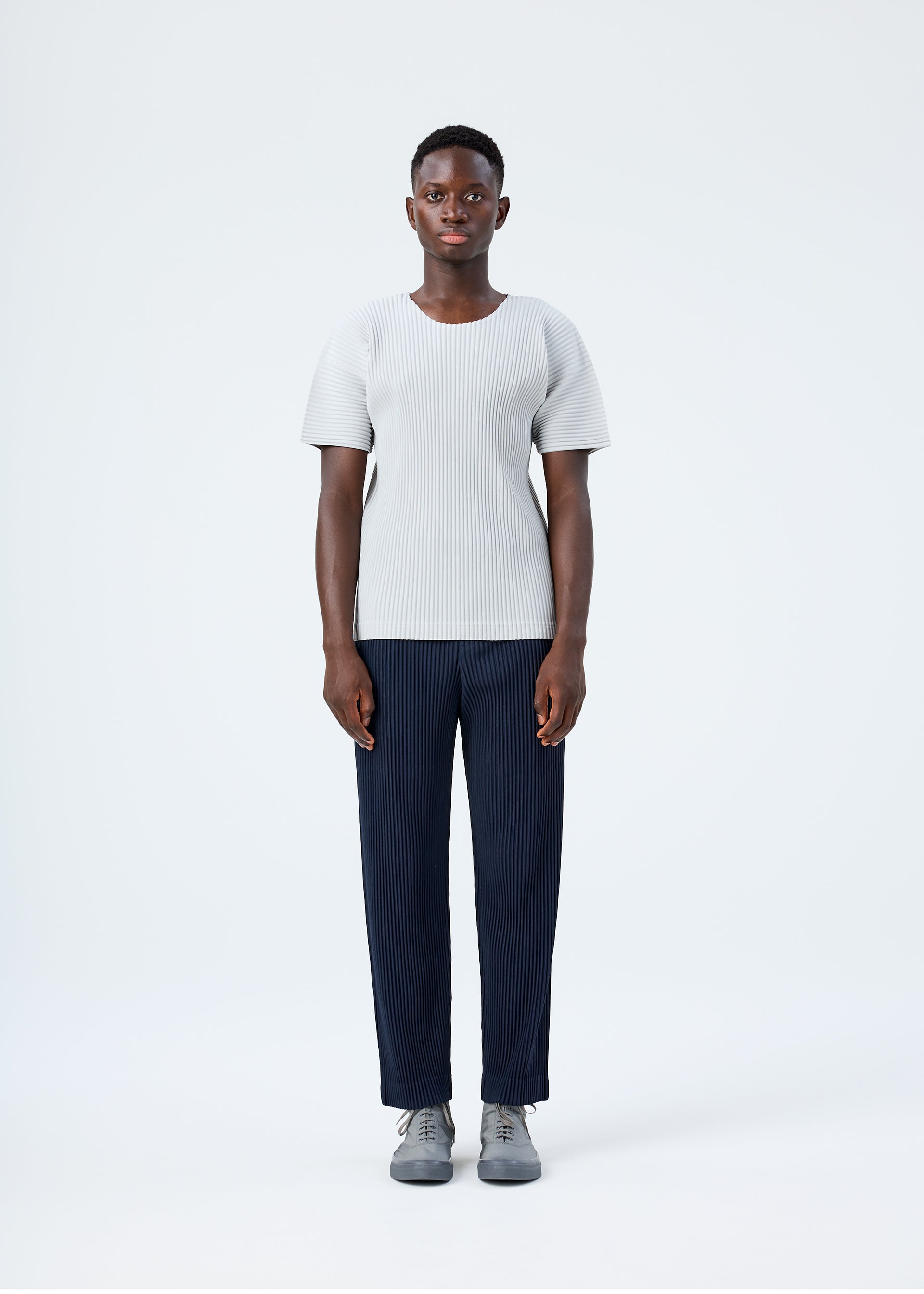 BASICS、メンズ_トップス_トップ、着用画像1