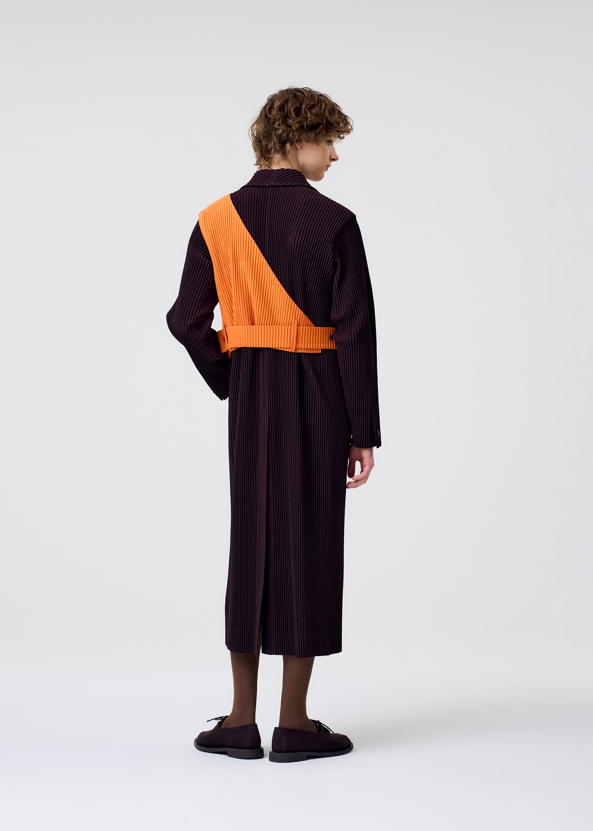 TAILORED PLEATS 2、メンズ_ジャケット&コート_ジャケット＆ブルゾン、着用画像2