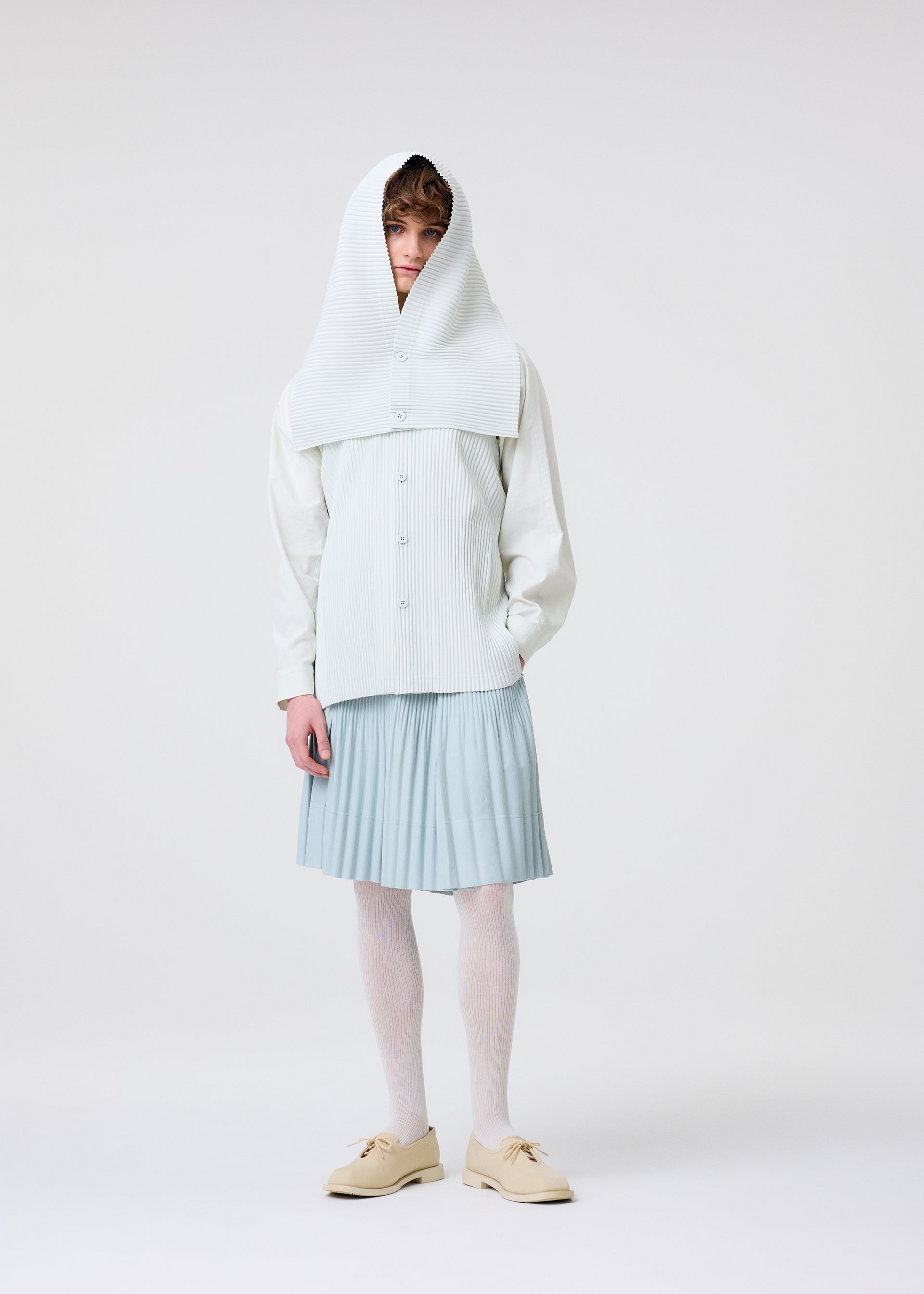 TAILORED PLEATS 3、メンズ_トップス_ベスト、着用画像3