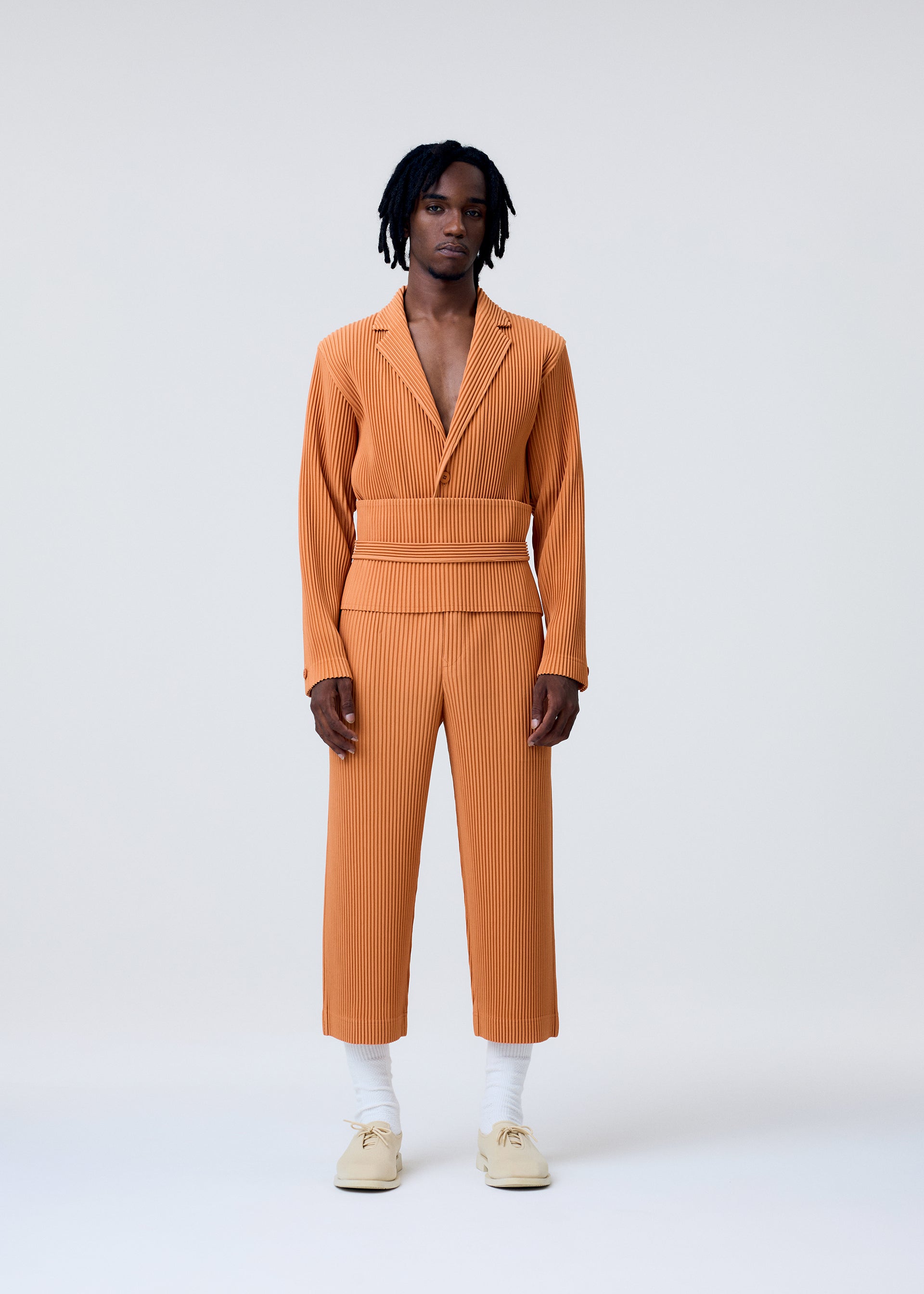 TAILORED PLEATS 2、メンズ_パンツ、着用画像1