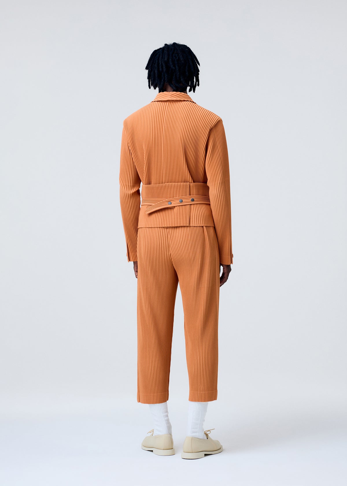 TAILORED PLEATS 2、メンズ_パンツ、着用画像2