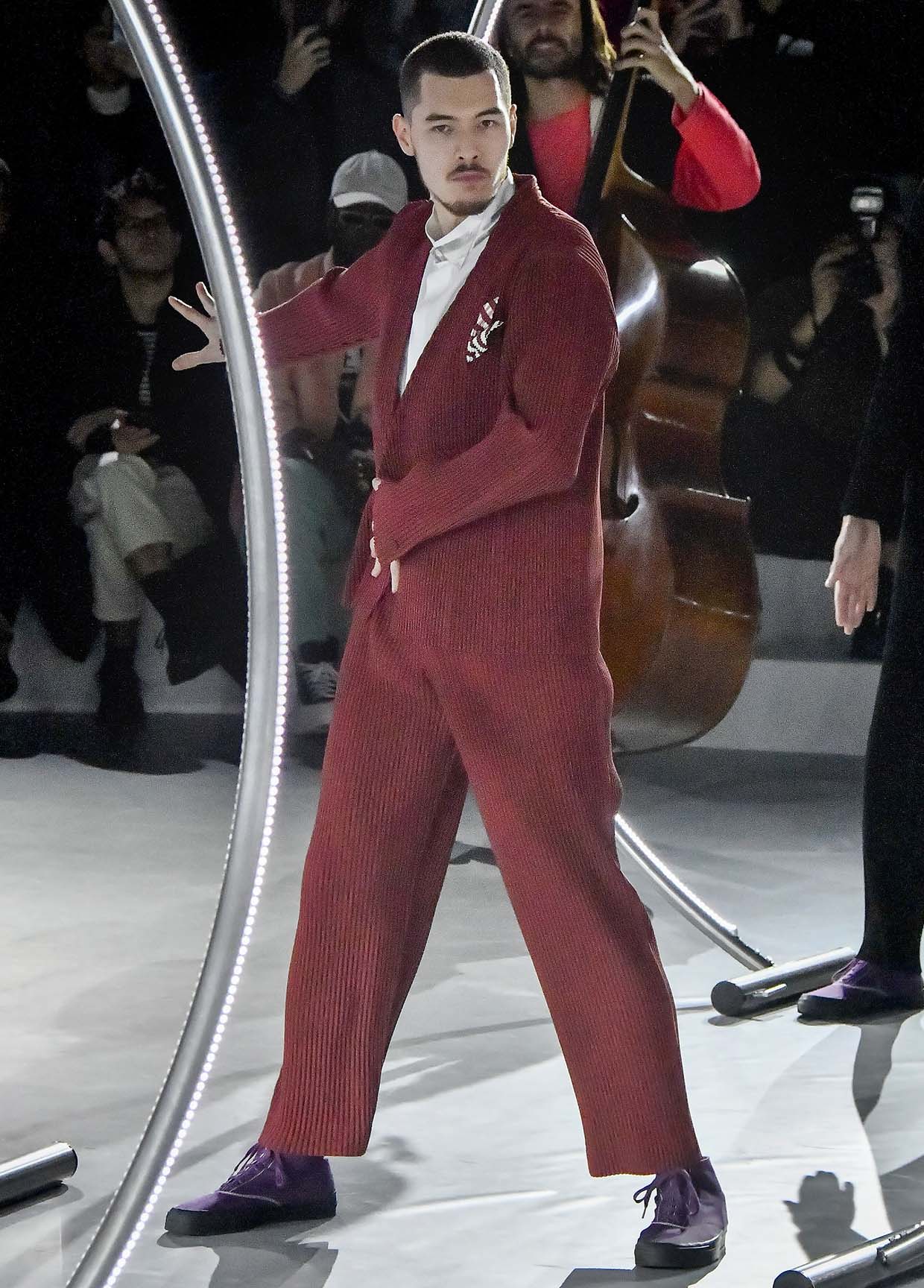 HOMME PLISSÉ ISSEY MIYAKE AUTUMN WINTER 20/21 コレクション43