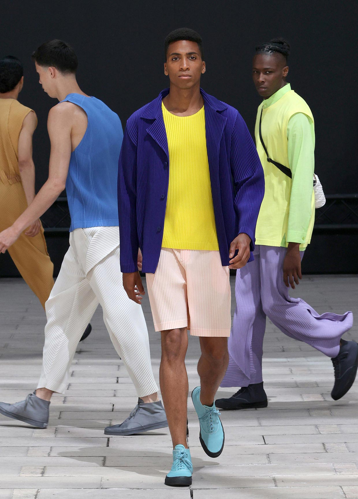 HOMME PLISSÉ ISSEY MIYAKE SPRING SUMMER 2023 コレクション 22