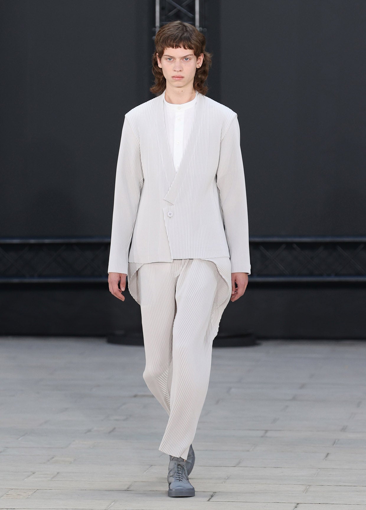 HOMME PLISSÉ ISSEY MIYAKE SPRING SUMMER 2023 コレクション 37