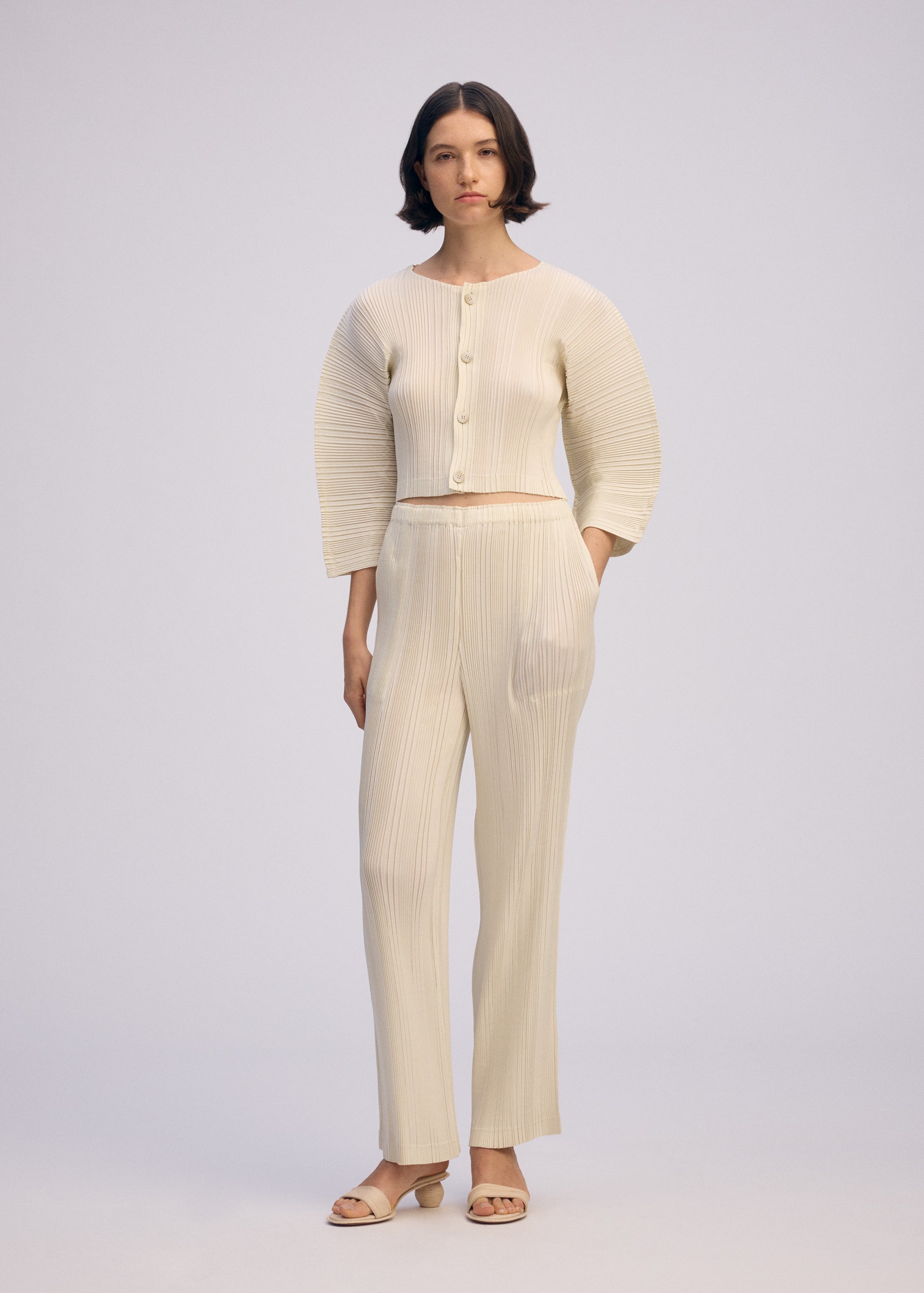 LINEN LIKE RIB PLEATS、ウィメンズ_パンツ、着用画像2
