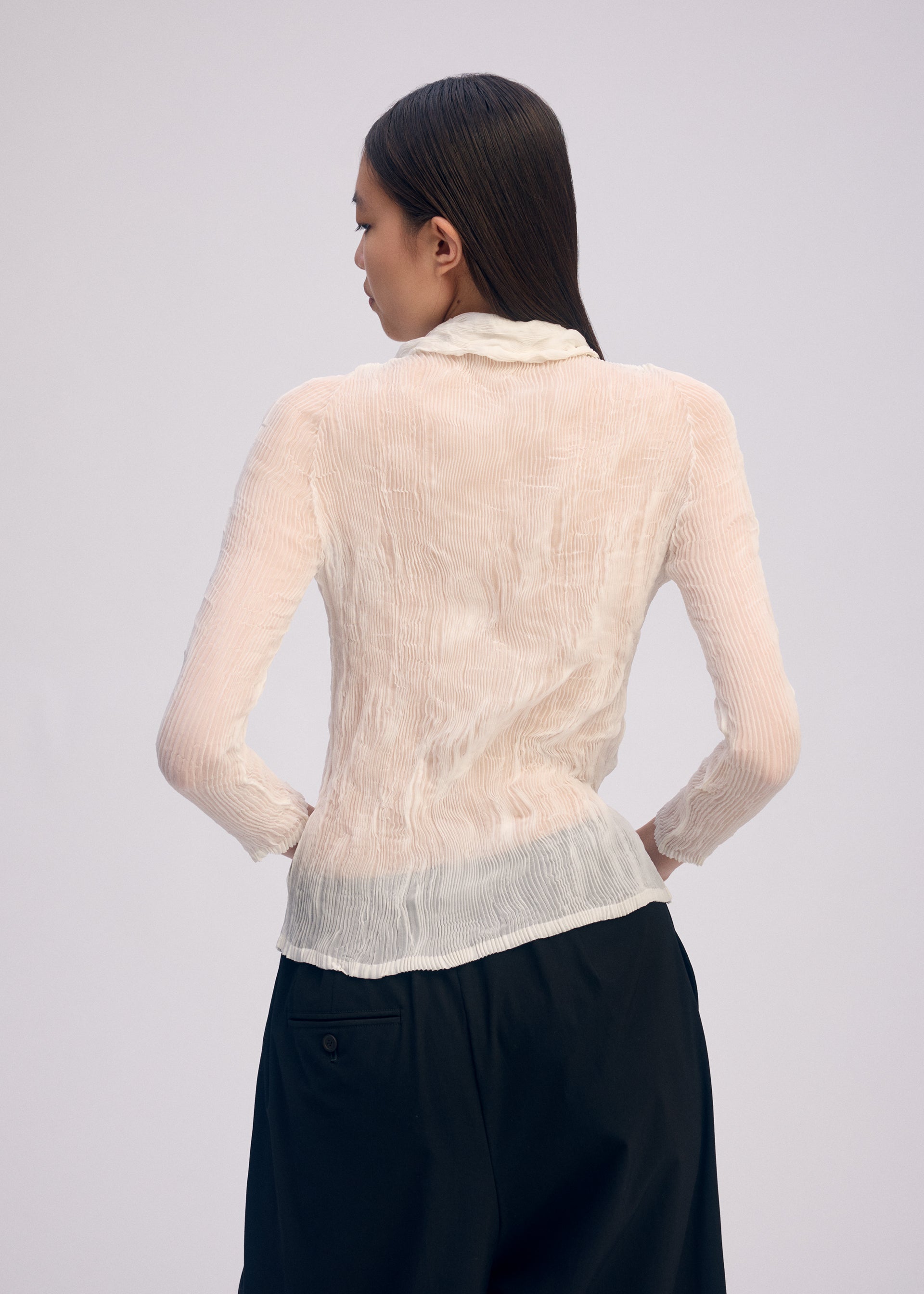 CHIFFON TWIST BK/WT-66、ウィメンズ_トップス_カーディガン、着用画像3