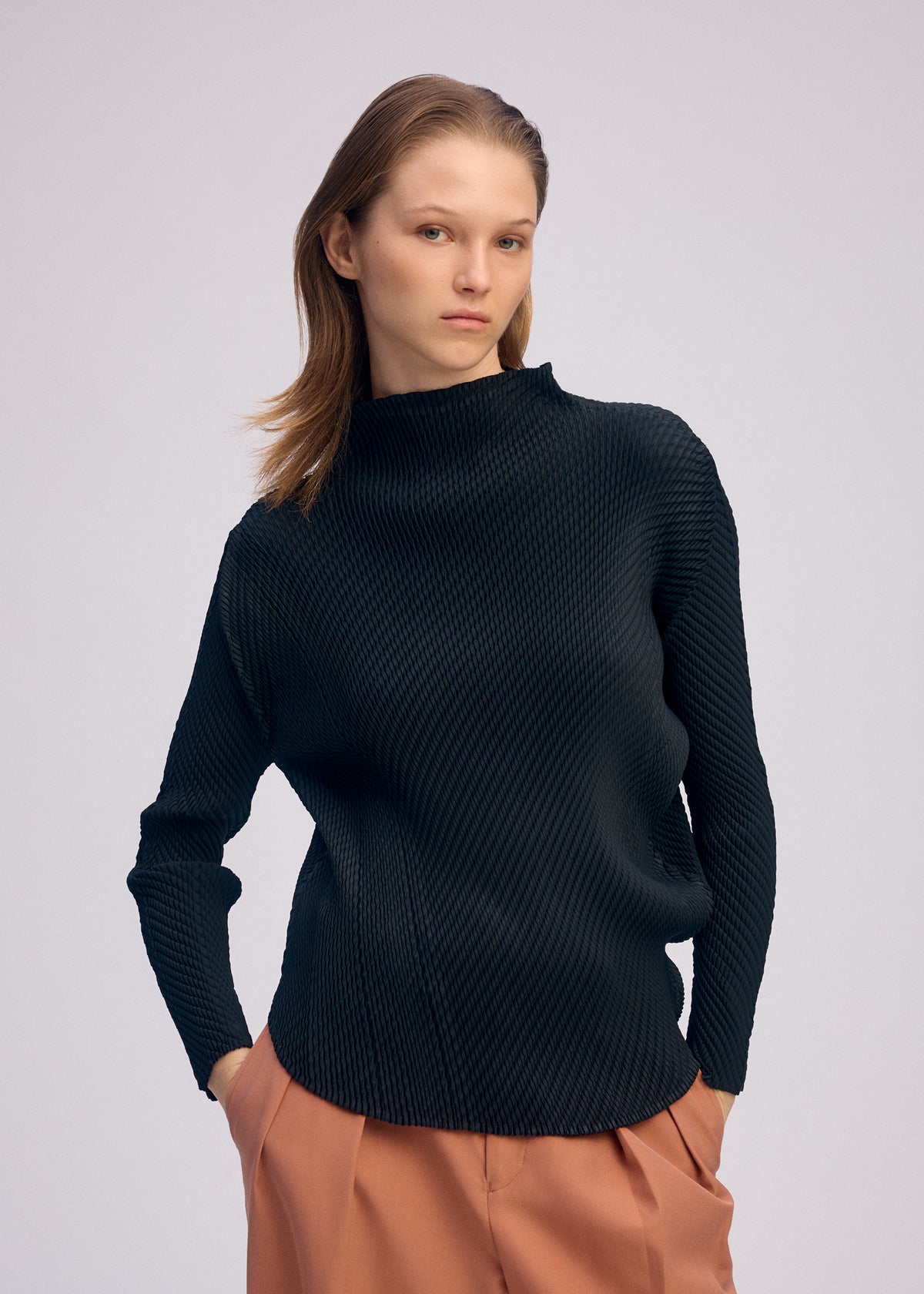 MISTY PLEATS、ウィメンズ_トップス_トップ、着用画像3
