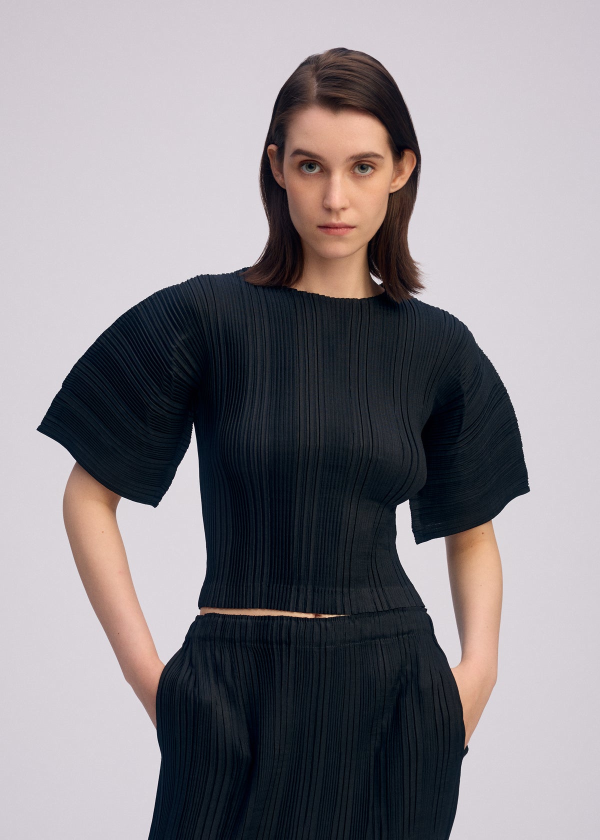 LINEN LIKE RIB PLEATS、ウィメンズ_トップス_トップ、着用画像3