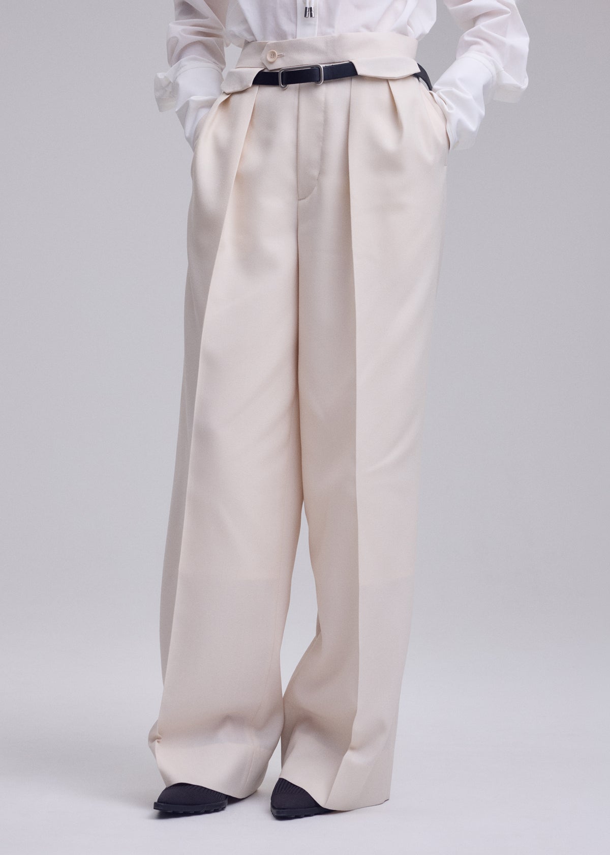 UNTITLED、ウィメンズ_パンツ、着用画像3