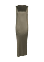 GLOSSED PANELS PLEATS