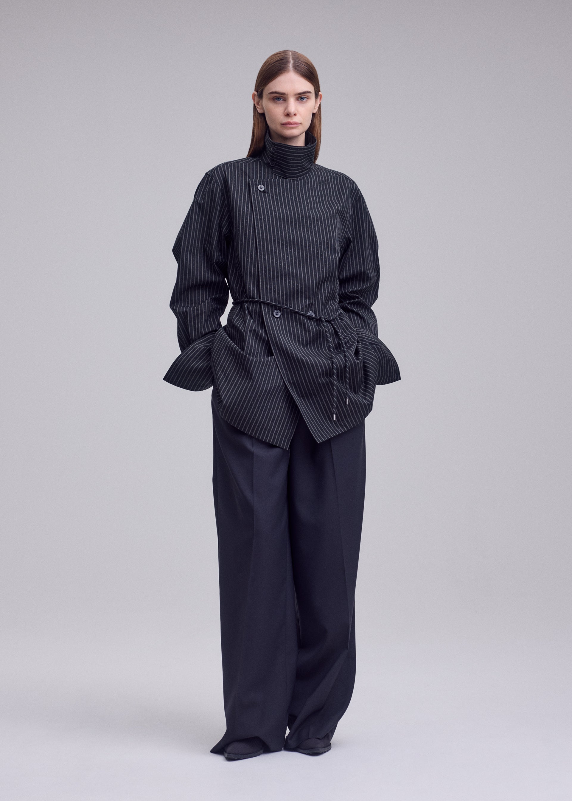 MONSIEUR SHIRT(DOBBY STRIPE)、ウィメンズ_トップス_シャツ、着用画像2