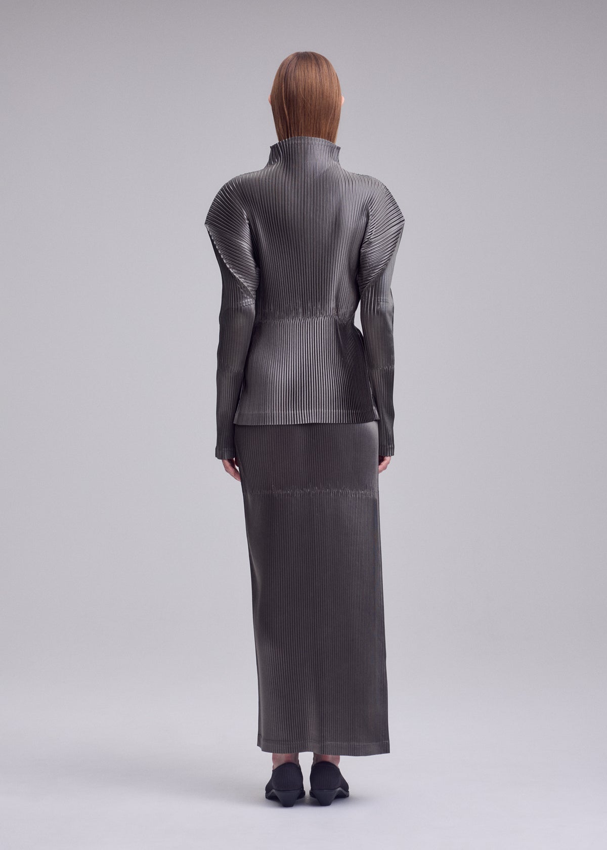 GLOSSED PANELS PLEATS、ウィメンズ_トップス_トップ、着用画像2