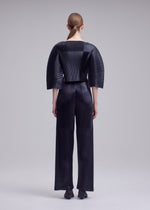 GLOSSED PANELS PLEATS、ウィメンズ_トップス_トップ、着用画像2