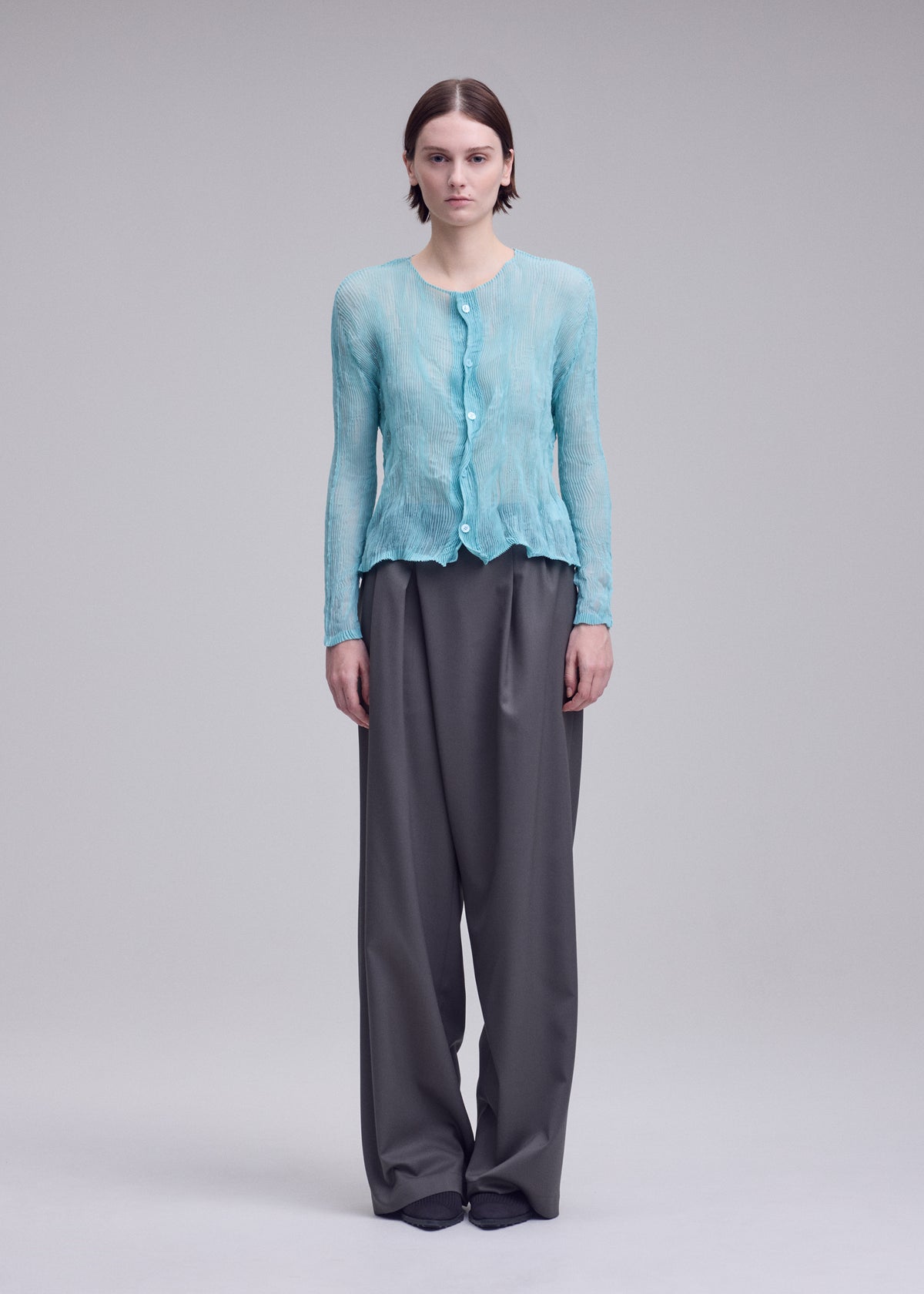 CHIFFON TWIST 2、ウィメンズ_トップス_カーディガン、着用画像1