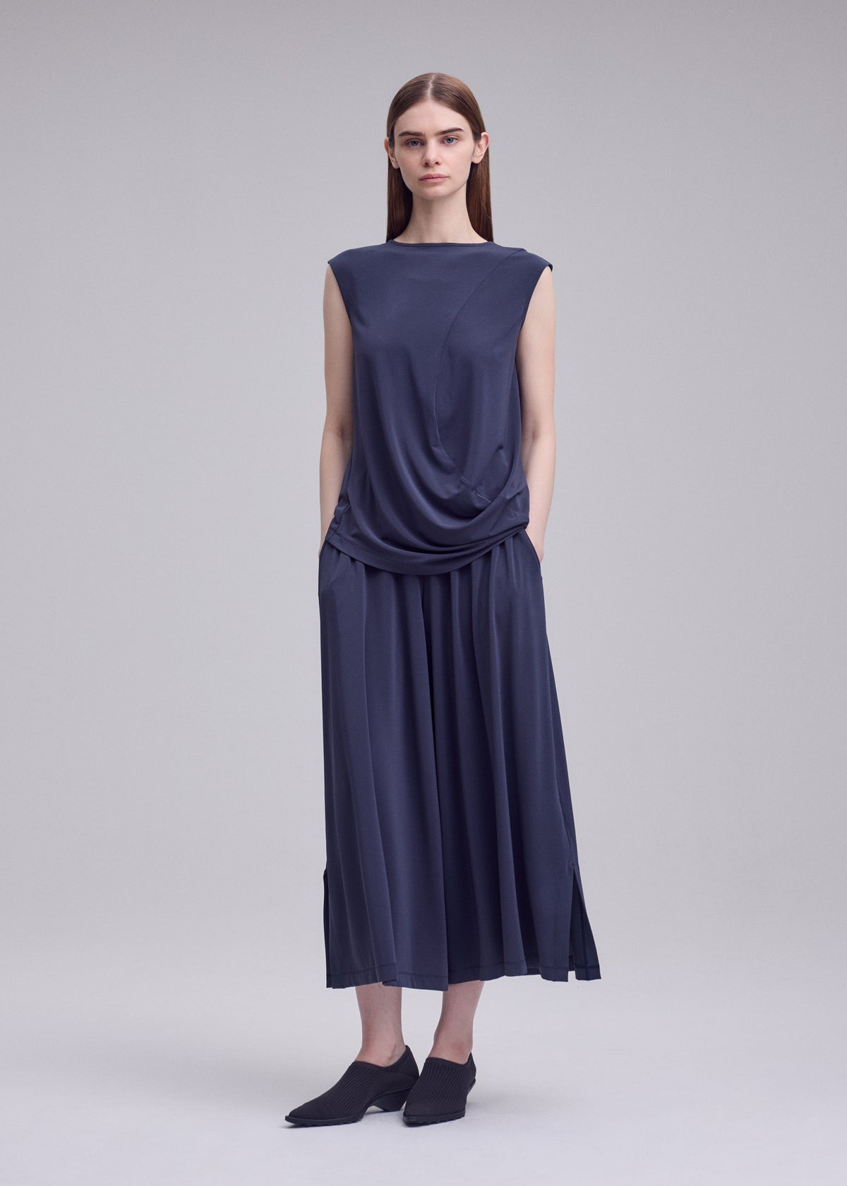 DRAPE JERSEY-68、ウィメンズ_パンツ、着用画像2