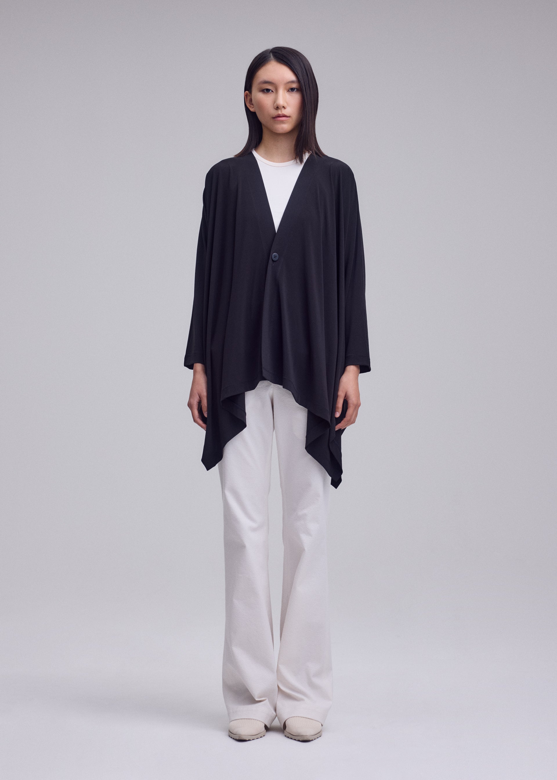 DRAPE JERSEY-68、ウィメンズ_トップス_カーディガン、着用画像1