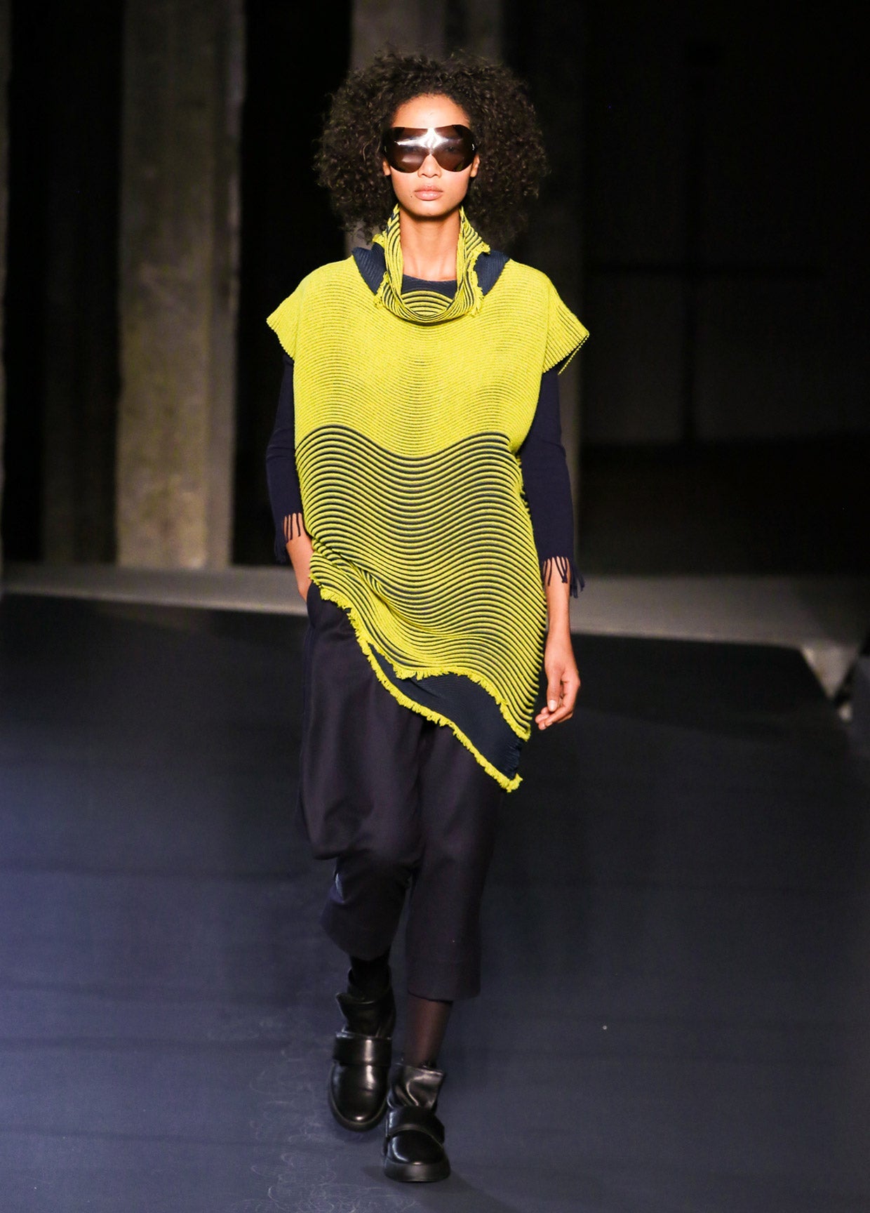 ISSEY MIYAKE AUTUMN WINTER 2018 コレクション 22