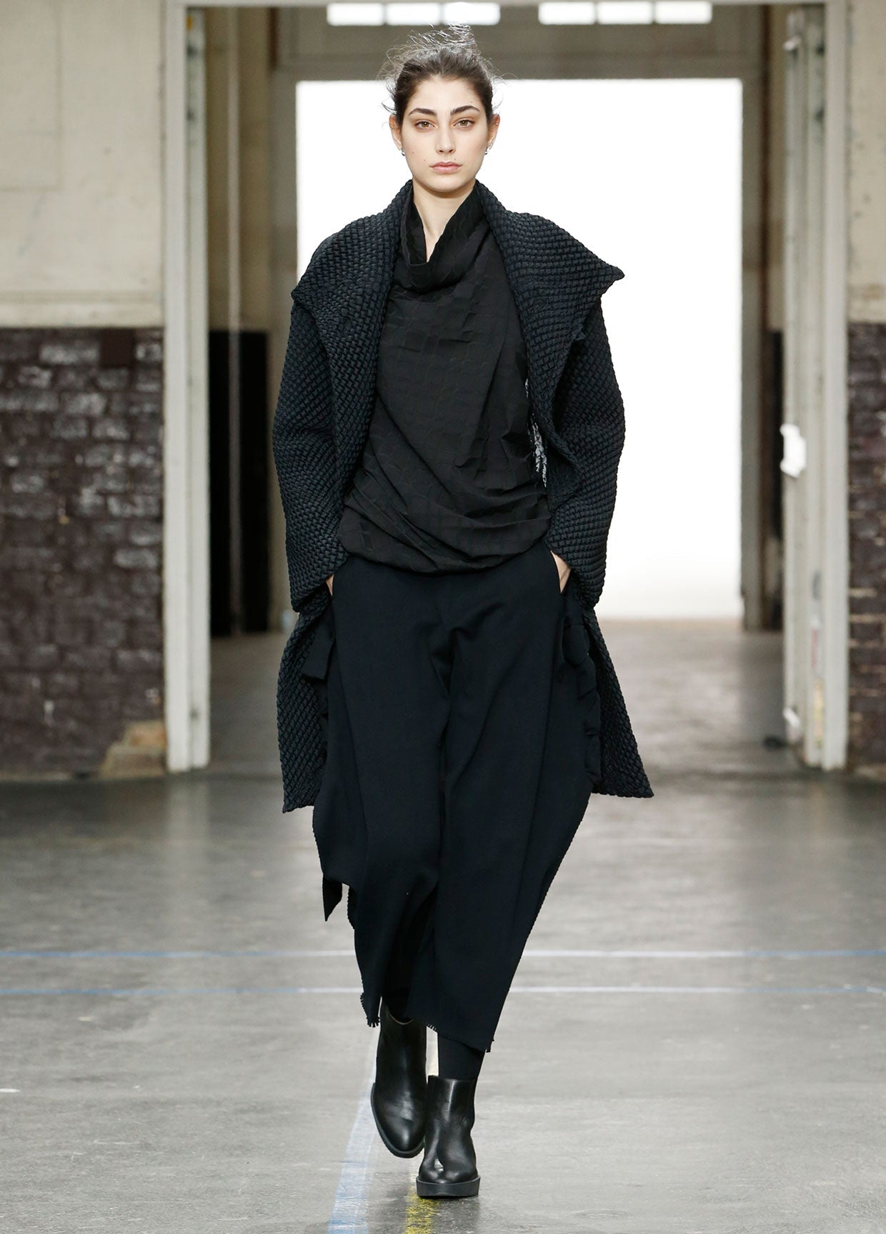 ISSEY MIYAKE AUTUMN WINTER 2019 コレクション 16