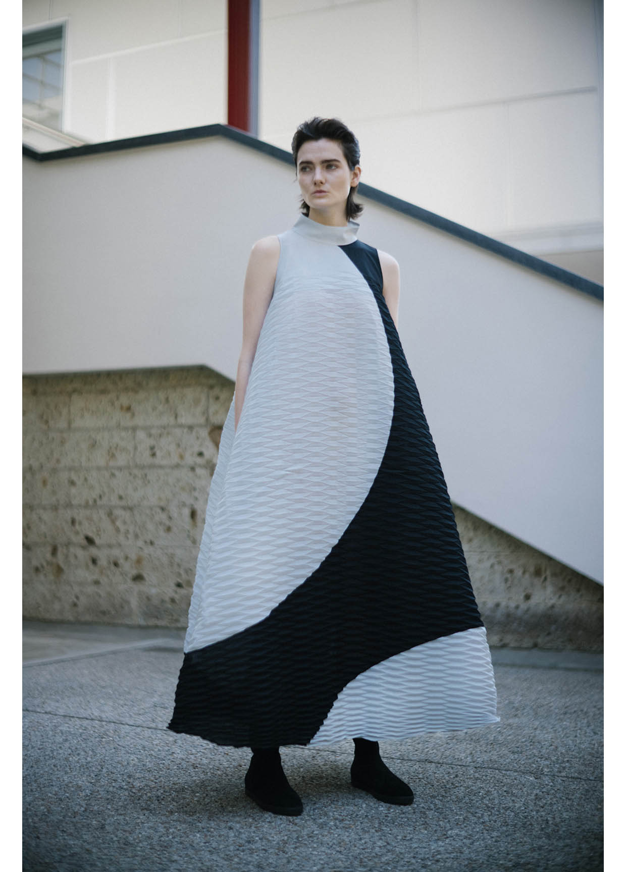 ISSEY MIYAKE AUTUMN WINTER 2021/22 コレクション 15