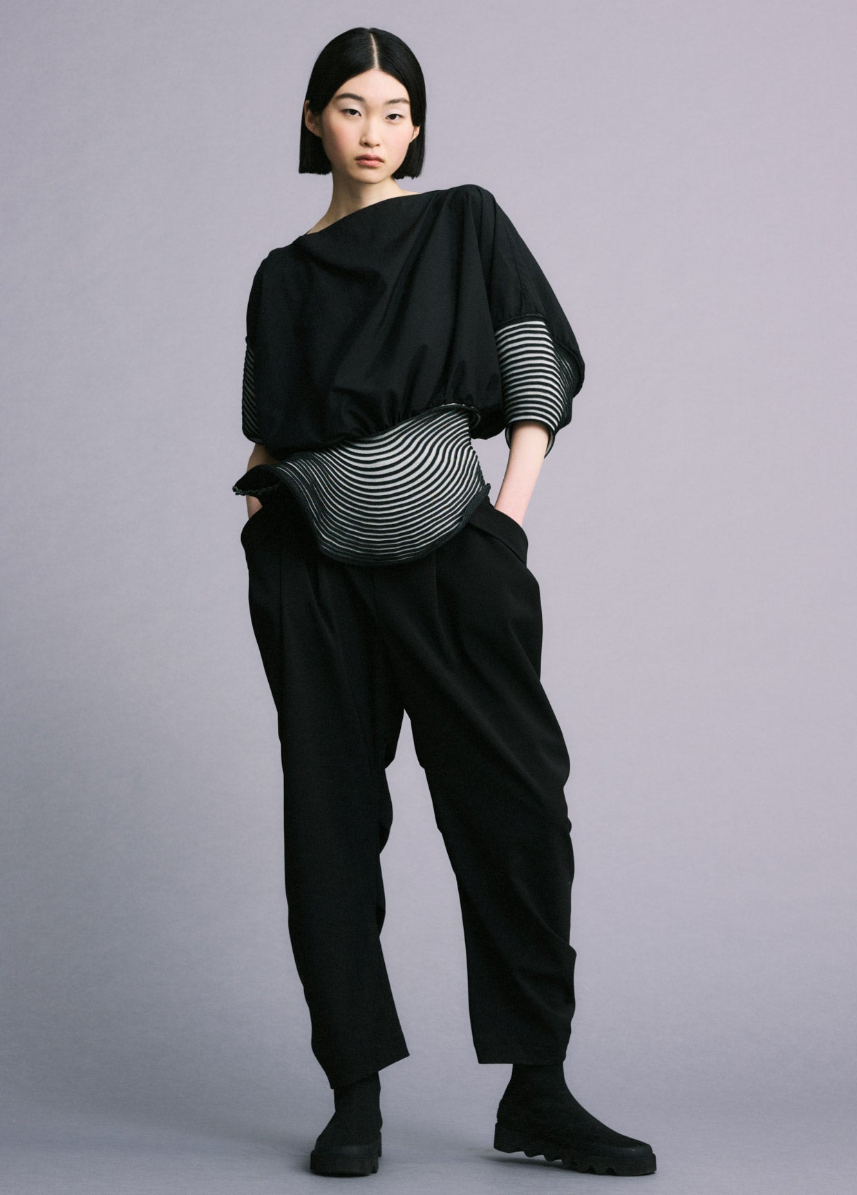 ISSEY MIYAKE AUTUMN WINTER 2022/23 コレクション 02