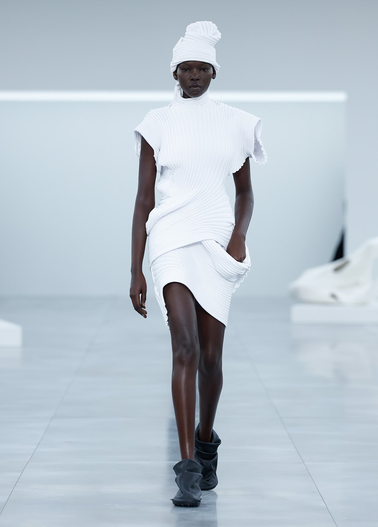 ISSEY MIYAKE AUTUMN WINTER 2025/26 コレクション 06