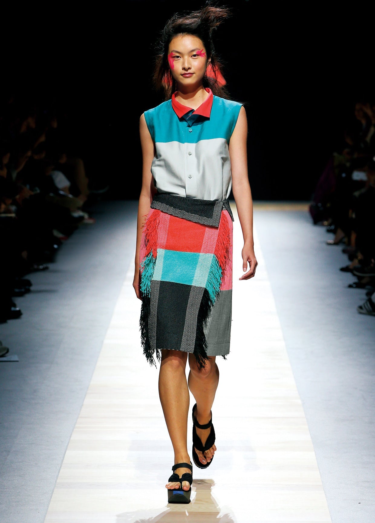 ISSEY MIYAKE SPRING SUMMER 2016 コレクション04