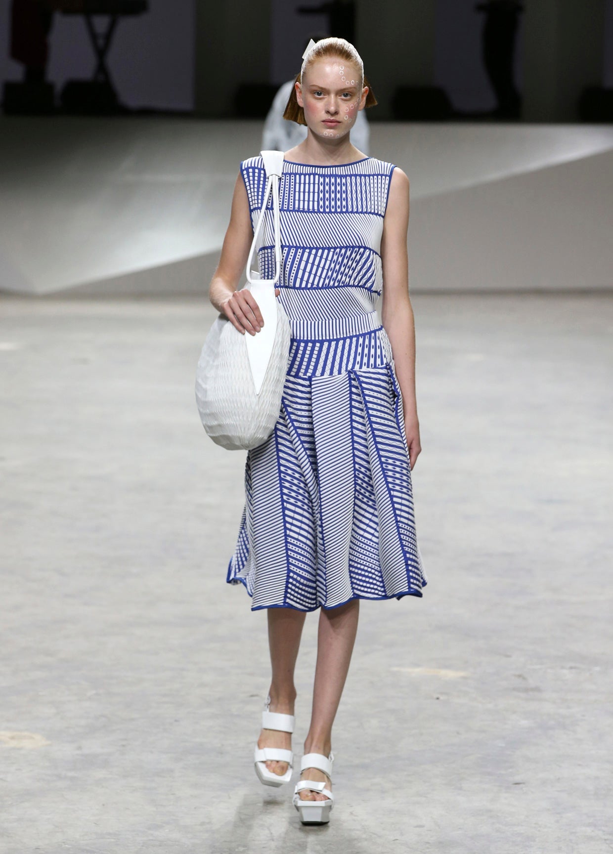 ISSEY MIYAKE SPRING SUMMER 2017 コレクション 27