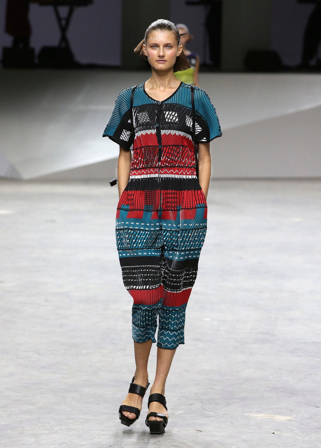 ISSEY MIYAKE SPRING SUMMER 2017 コレクション 33