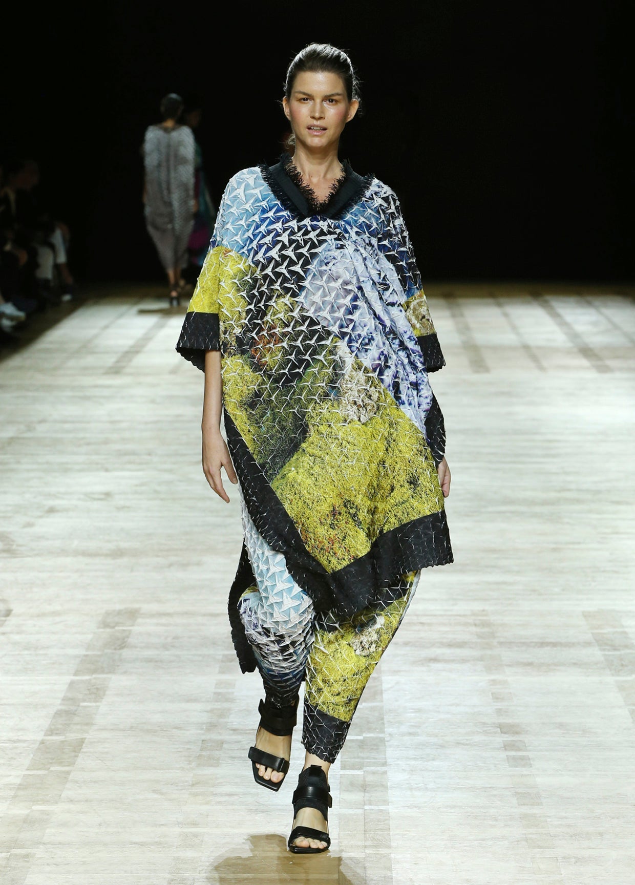 ISSEY MIYAKE SPRING SUMMER 2018 コレクション 07