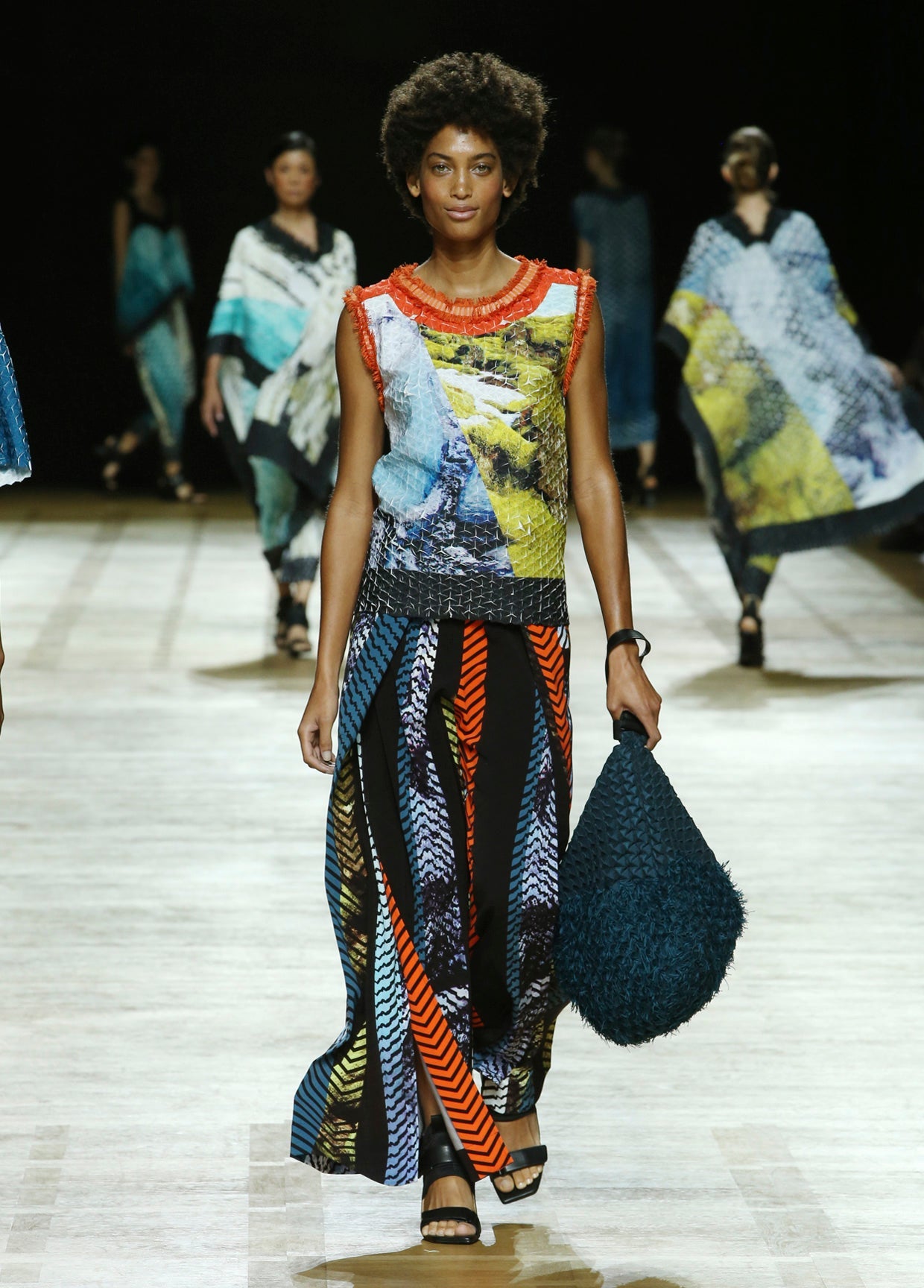 ISSEY MIYAKE SPRING SUMMER 2018 コレクション 09