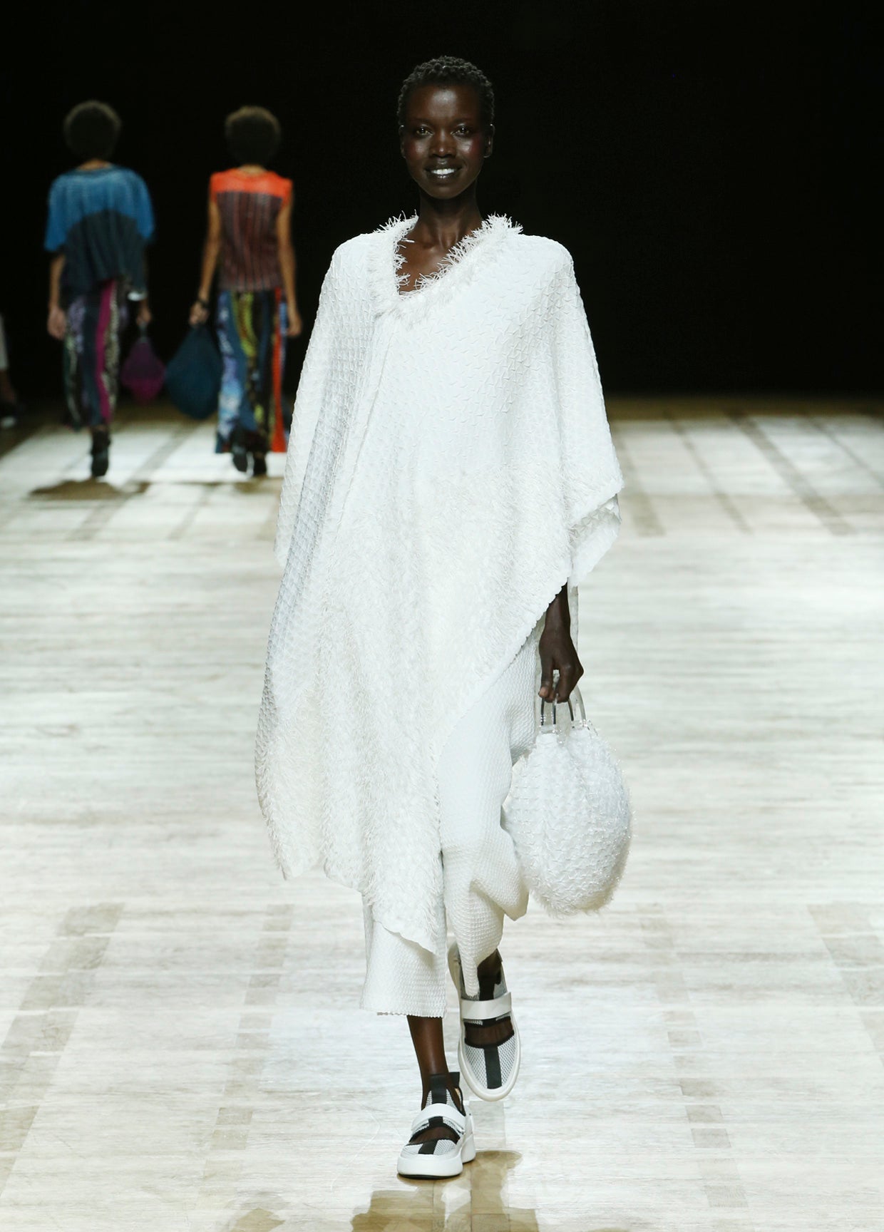 ISSEY MIYAKE SPRING SUMMER 2018 コレクション 13