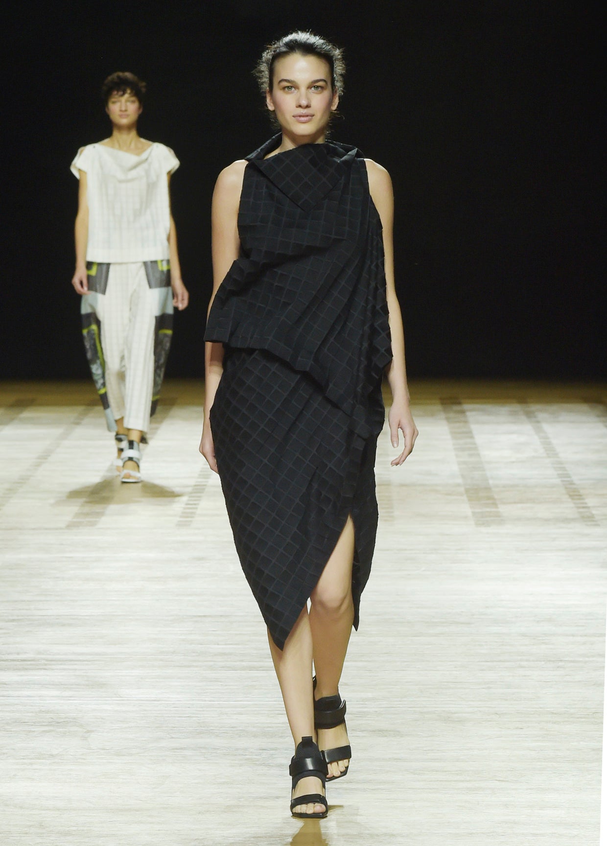 ISSEY MIYAKE SPRING SUMMER 2018 コレクション 30