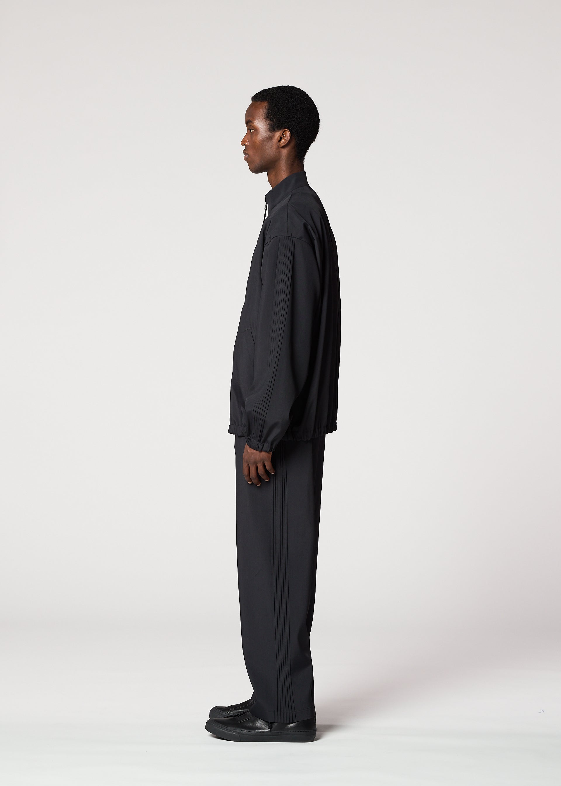 AIR PLEATS、メンズ_ジャケット&コート_ジャケット＆ブルゾン、着用画像2