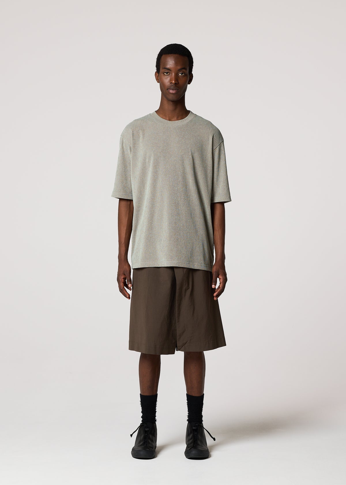 SHRINK STRETCH T、メンズ_トップス_トップ、着用画像1