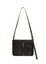 LEATHER PLEATS