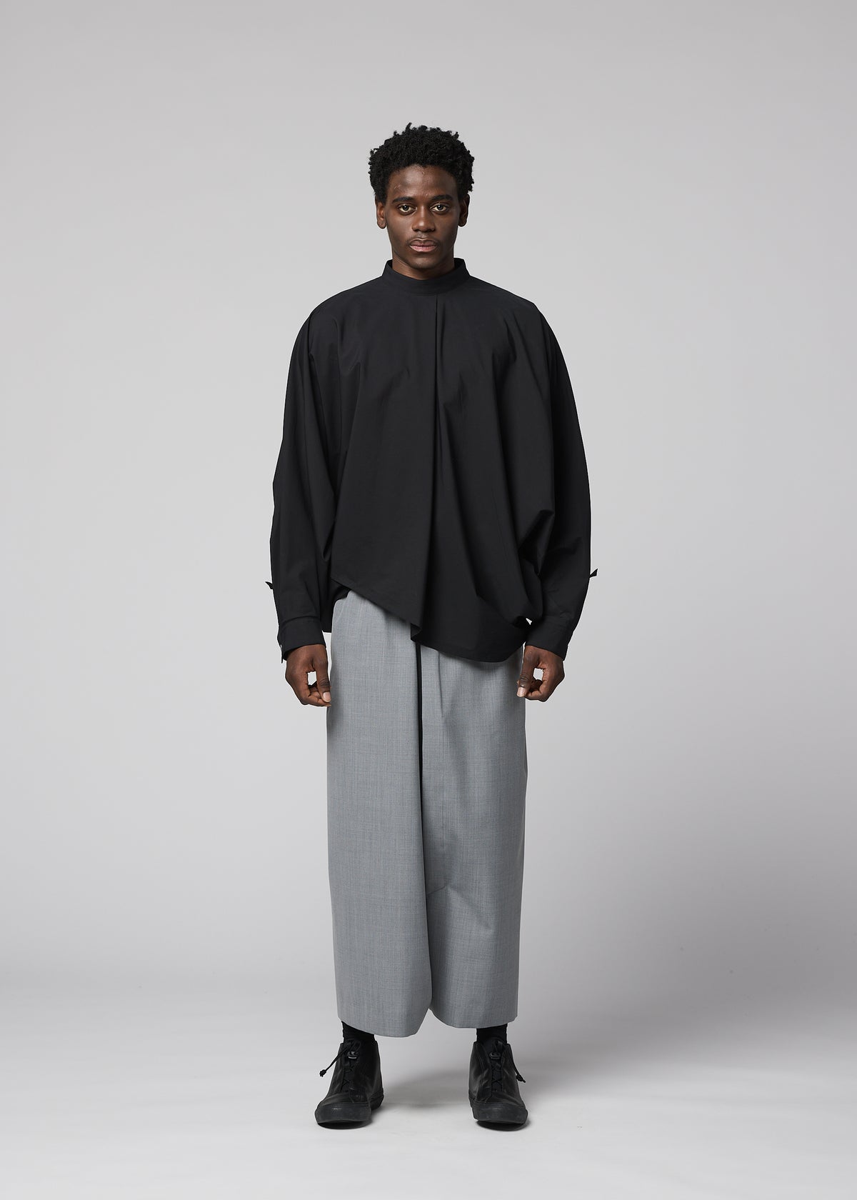 SUAVE、メンズ_パンツ、着用画像1