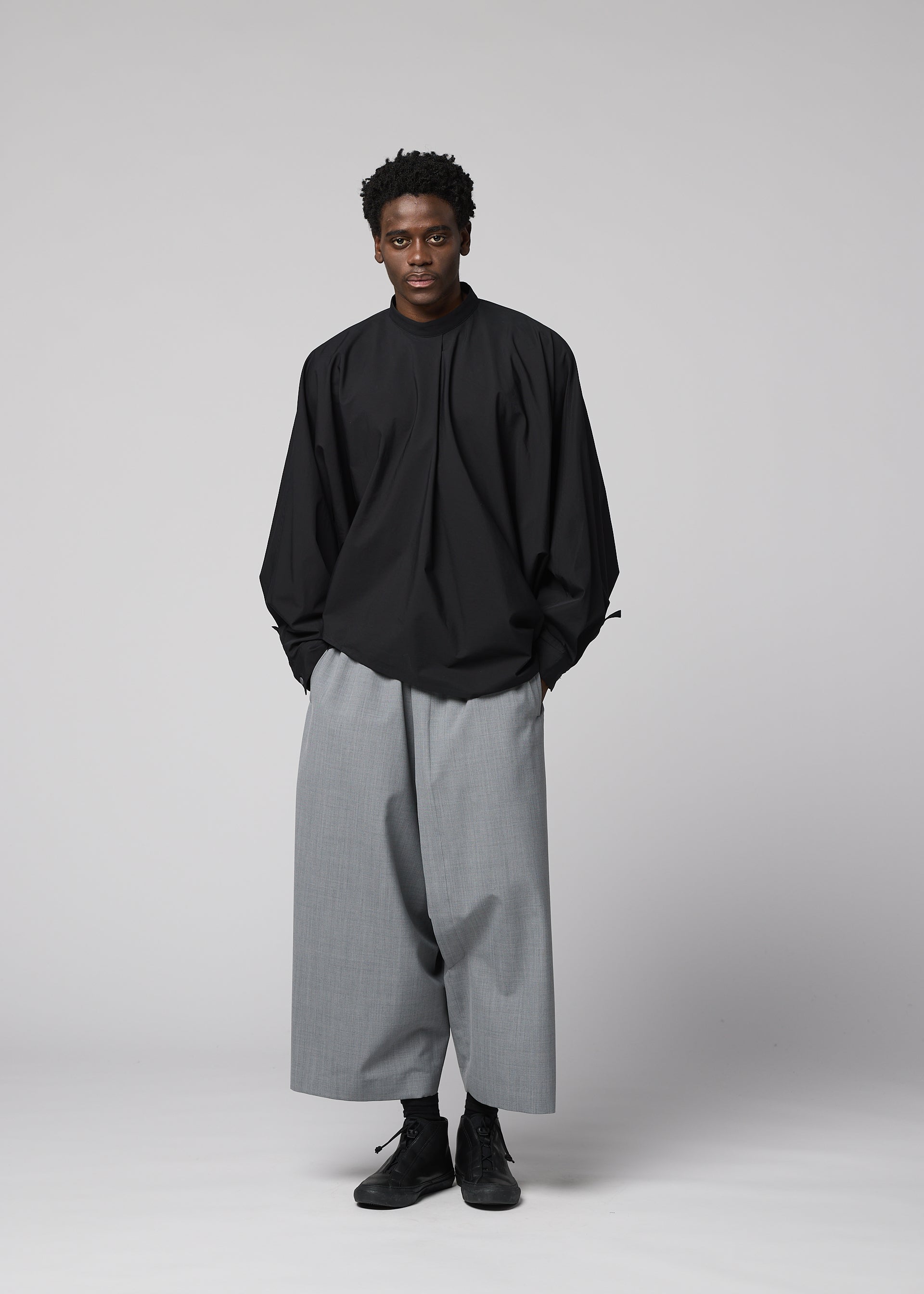 SUAVE、メンズ_パンツ、着用画像4
