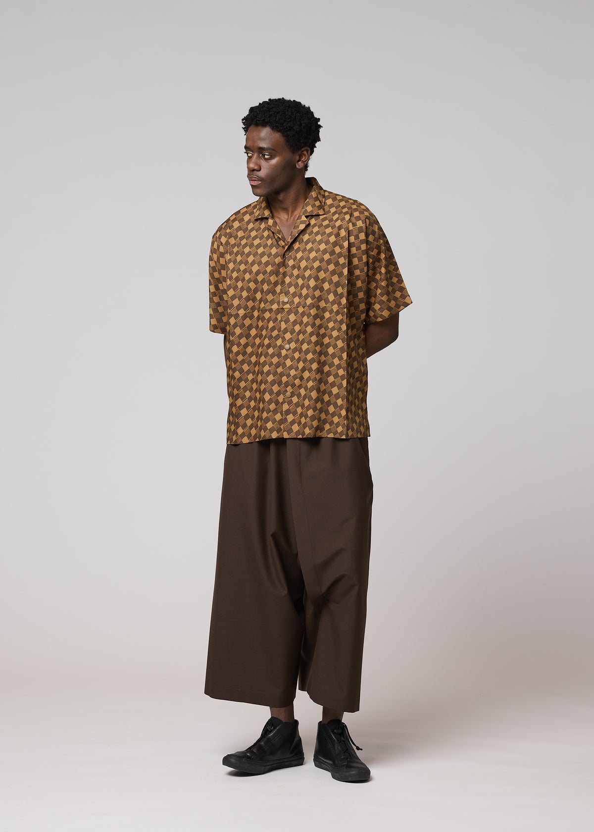 TIE PATTERN SHIRT、メンズ_トップス_シャツ、着用画像4