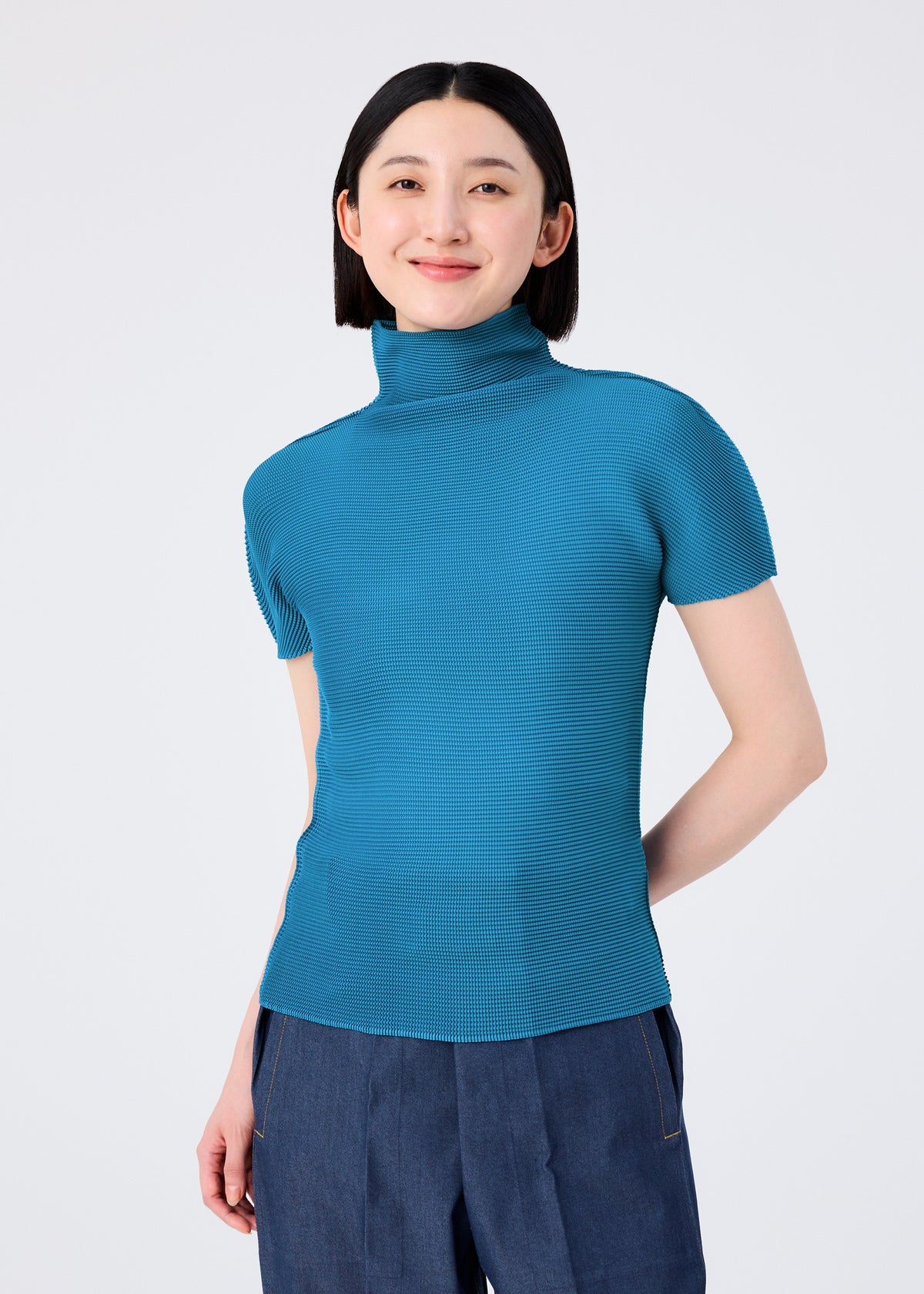 STRETCH PLEATS 6、ウィメンズ_トップス_トップ、着用画像1