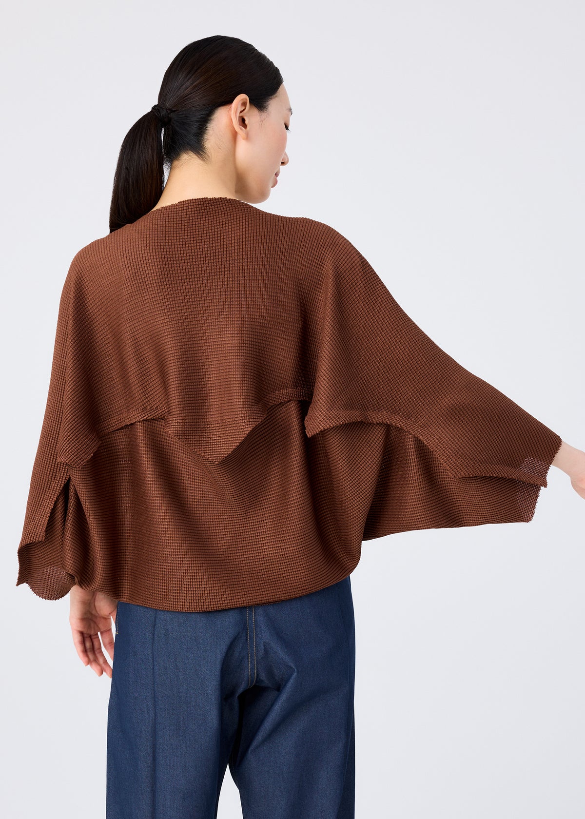 GIZA GIZA KNIT STRETCH PLEATS、ウィメンズ_トップス_トップ、着用画像2