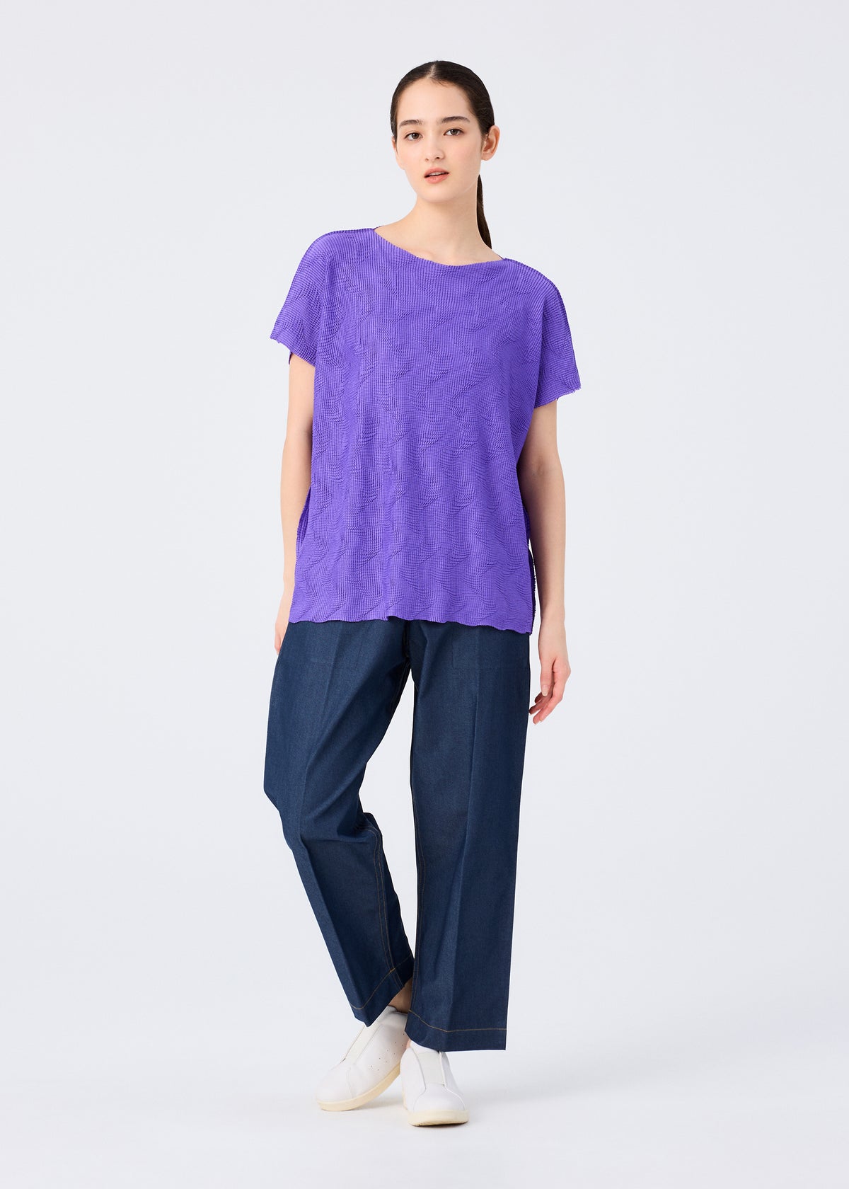 WAVE KNIT STRETCH PLEATS、ウィメンズ_トップス_トップ、着用画像3