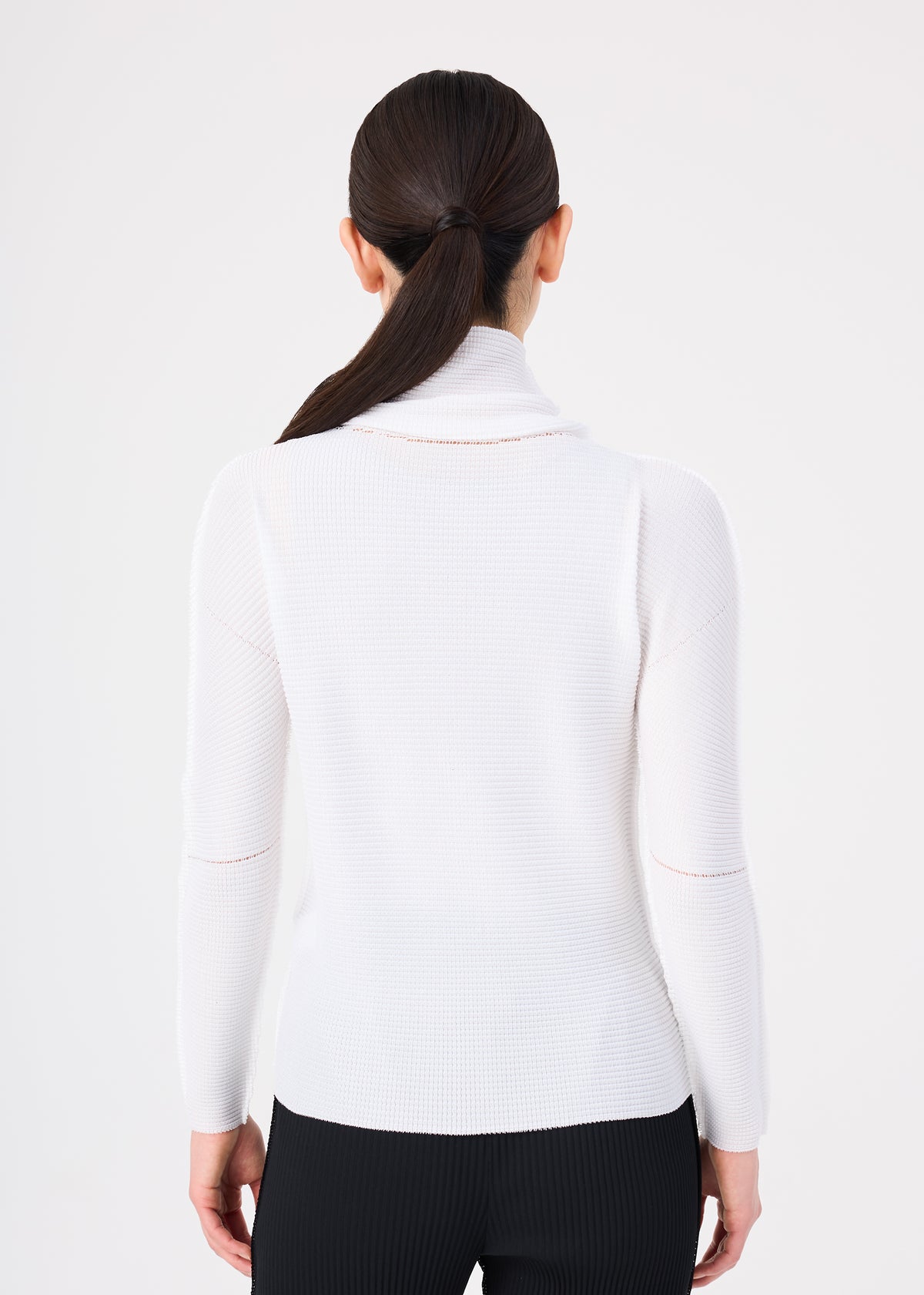 KNIT STRETCH PLEATS、ウィメンズ_トップス_トップ、着用画像2