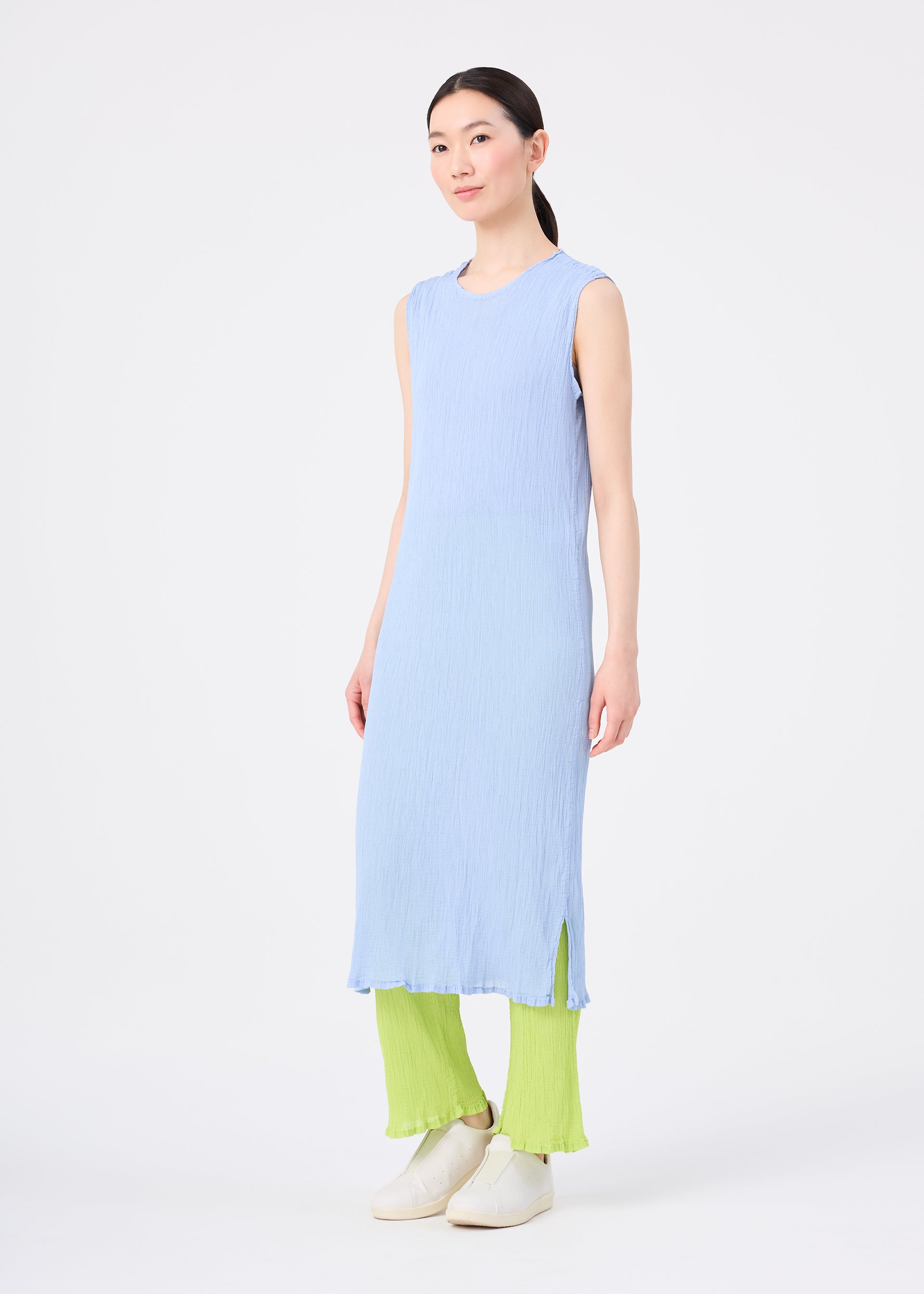 SEE-THROUGH CREPE COLOR、ウィメンズ_ワンピース、着用画像3