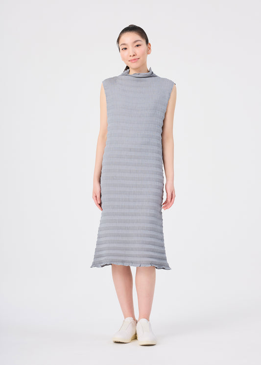 ACCORDION SEE-THROUGH CREPE、ウィメンズ_ワンピース、着用画像1