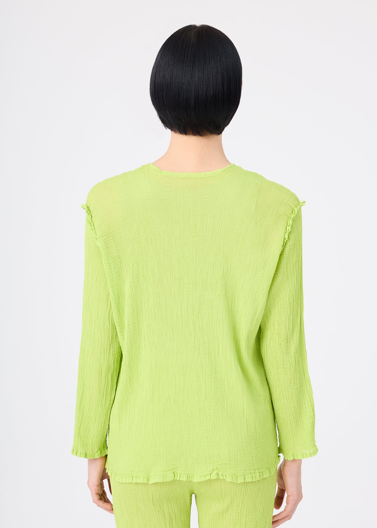 SEE-THROUGH CREPE COLOR、ウィメンズ_トップス_カーディガン、着用画像2