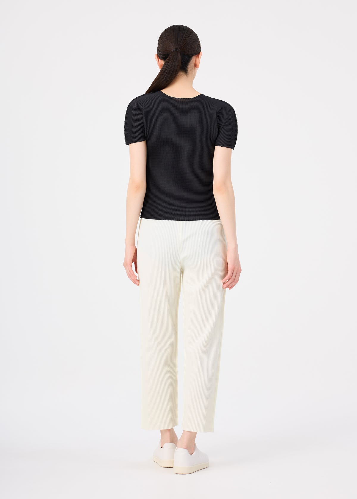 FINE KNIT PLEATS、ウィメンズ_パンツ、着用画像2