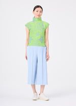 FINE KNIT PLEATS COLOR 1、ウィメンズ_パンツ、着用画像1